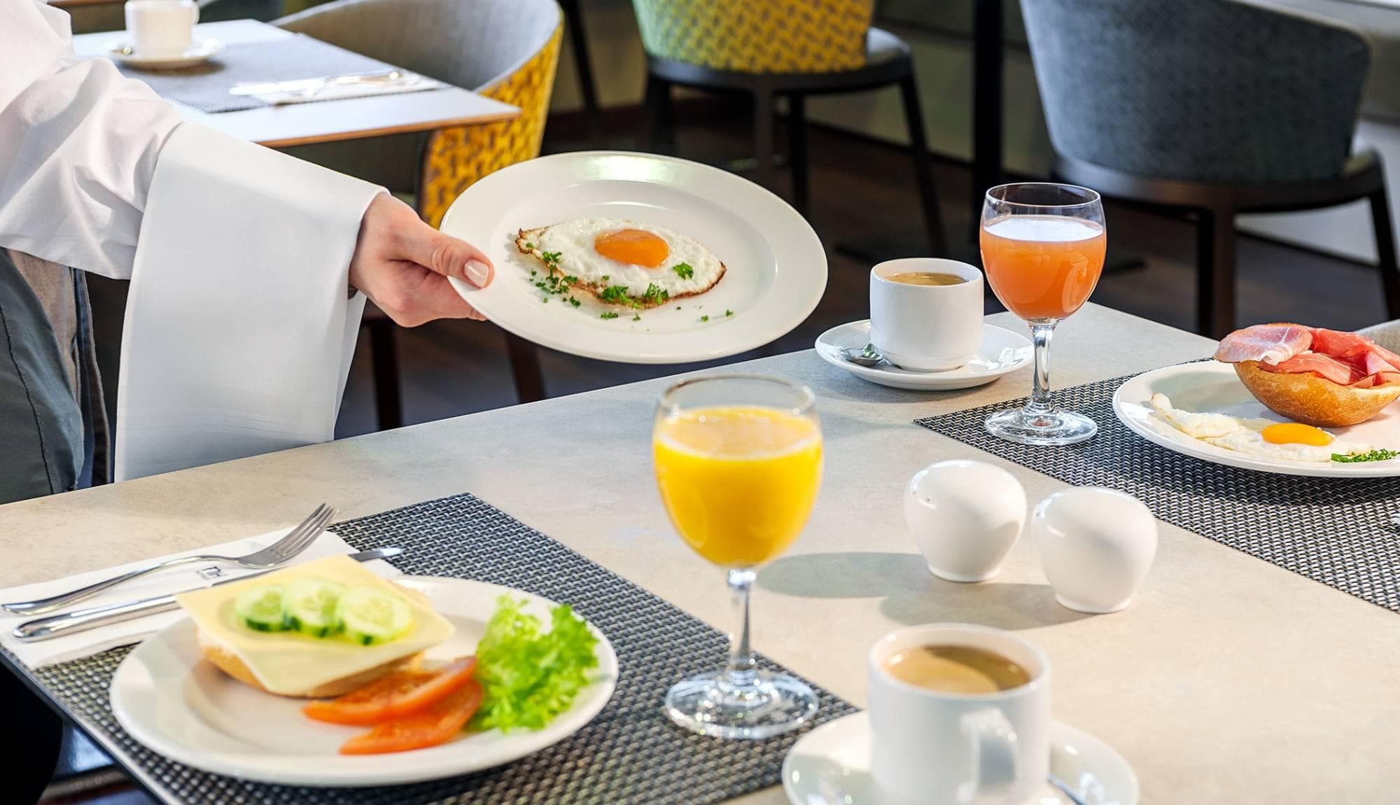 Hotel NH Düsseldorf City Nord Ansicht 7