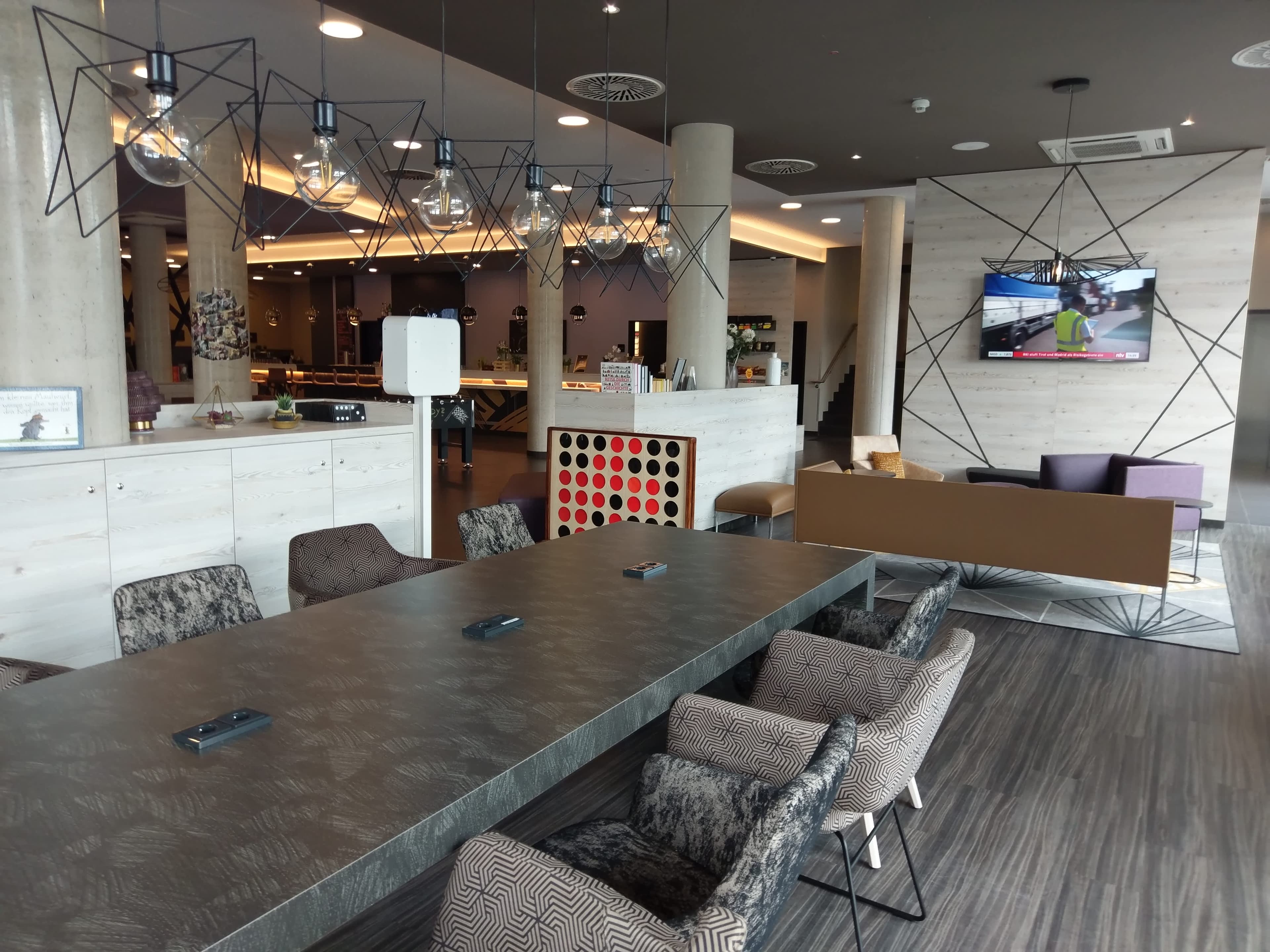 Holiday Inn – the niu, Air Frankfurt Messe Ansicht 7