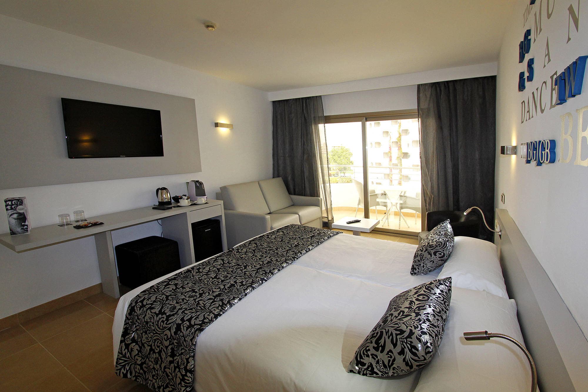 BG Hotel Pamplona Ansicht 4