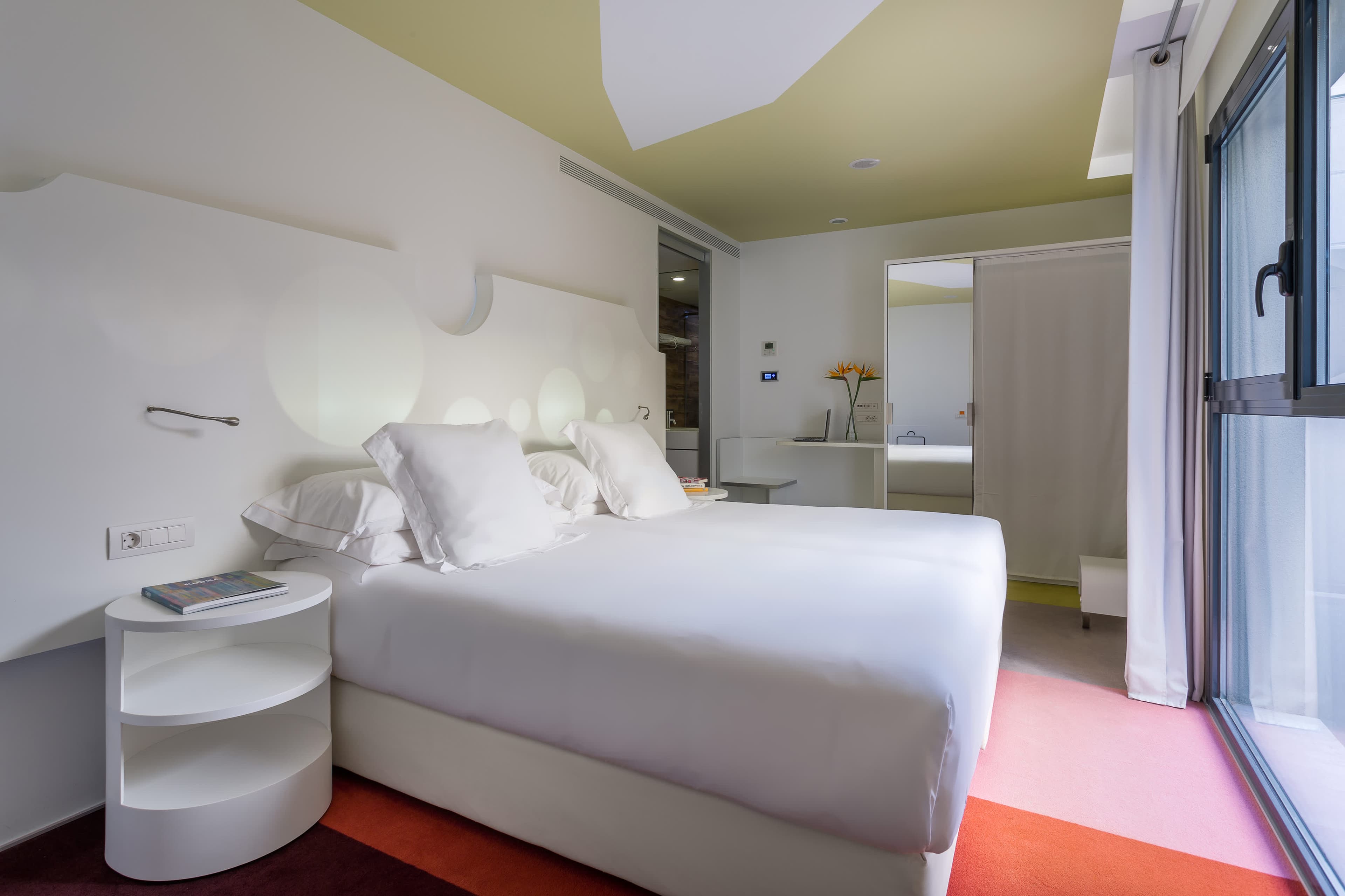 Room Mate Pau Ansicht 3