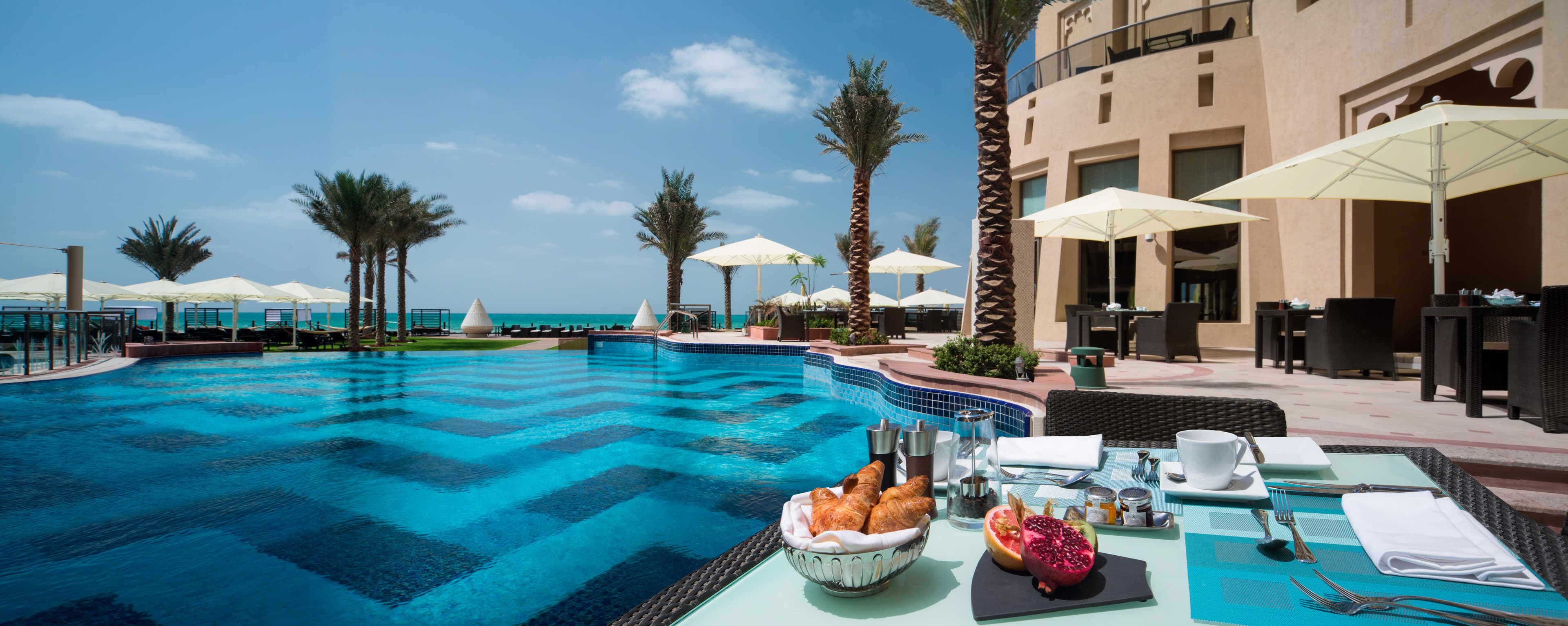 Bahi Ajman Palace Hotel Ansicht 7