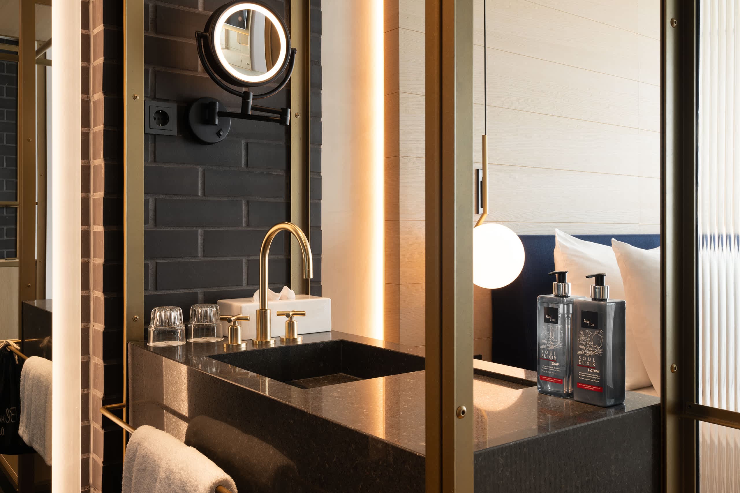 Ruby Emma Hotel Amsterdam Ansicht 6