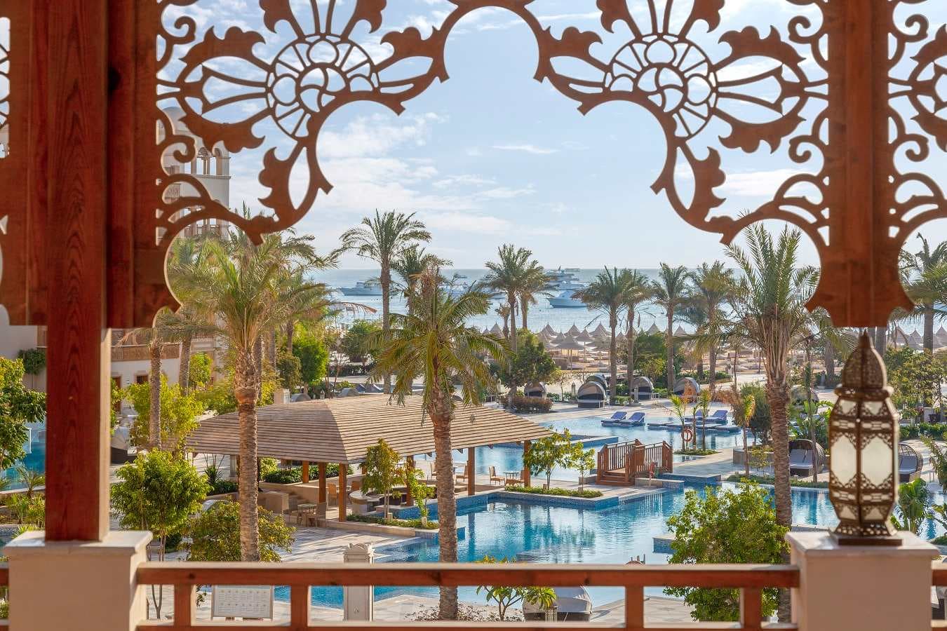 The Grand Palace - Adults only