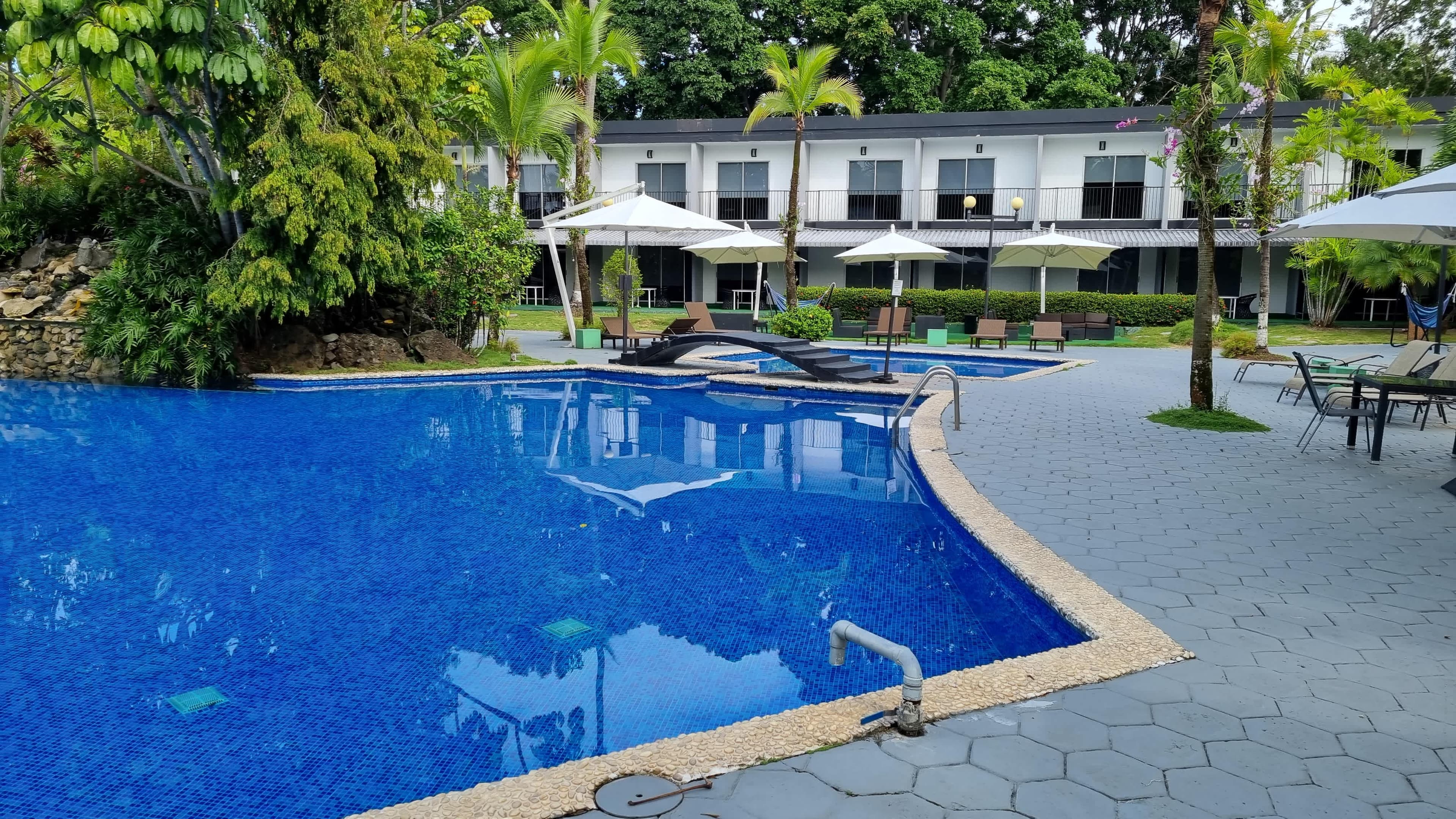 Hotel Riande Aeropuerto Ansicht 7