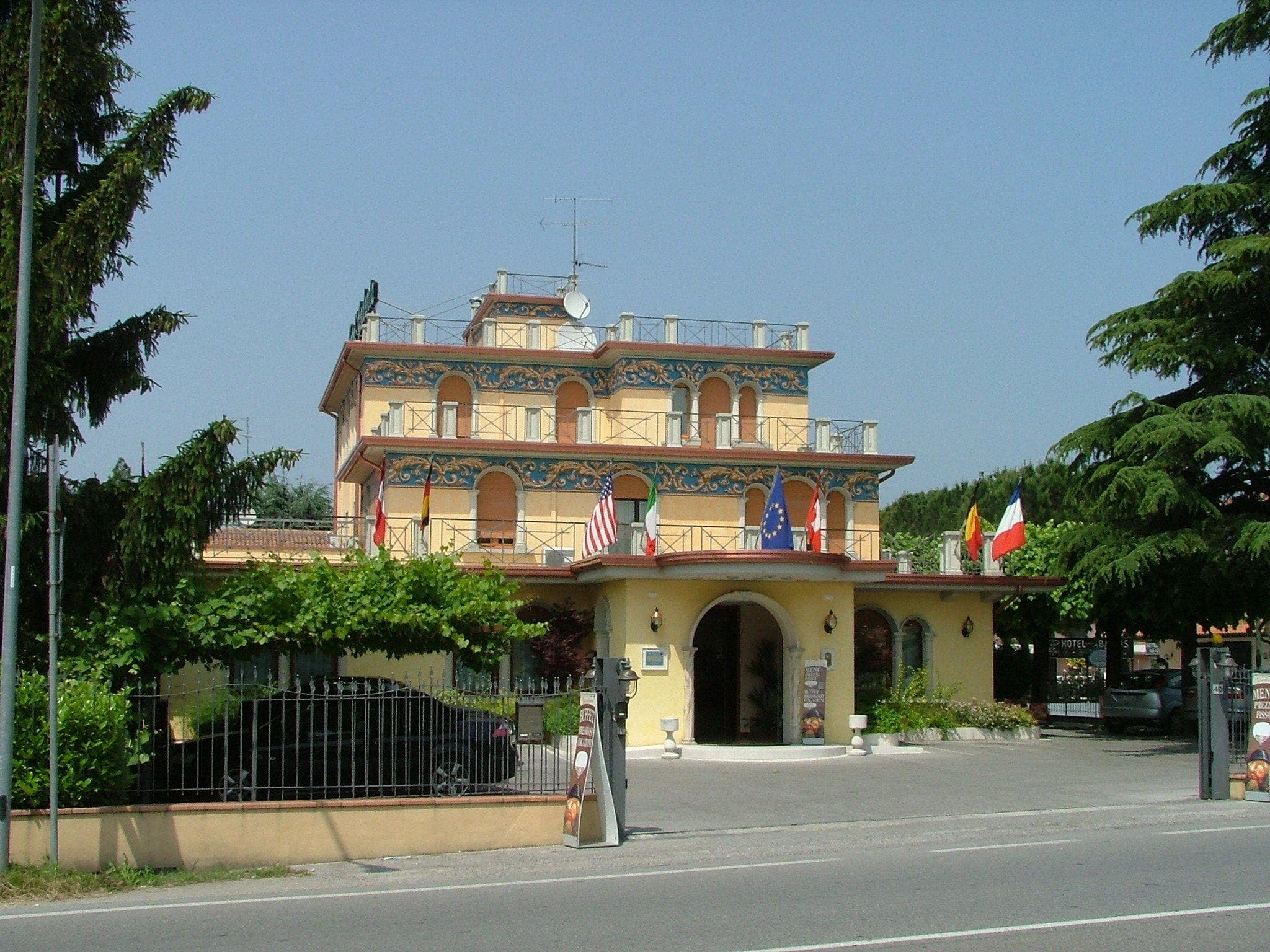 Hotel Gardenia Ansicht 2