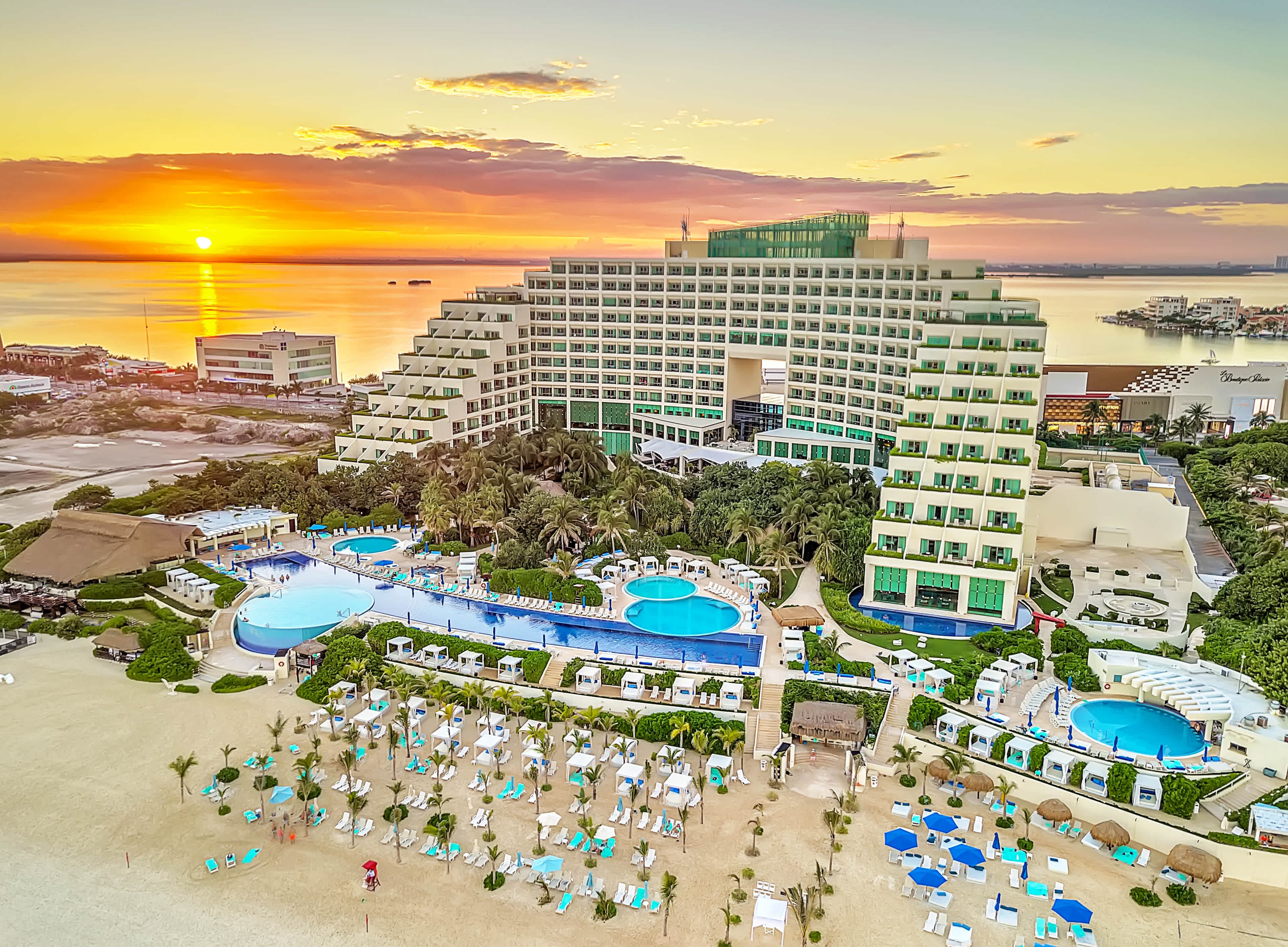 Live Aqua Beach Resort Cancun  - Adults only