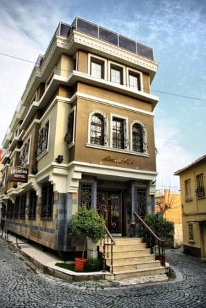 Hotel Almina