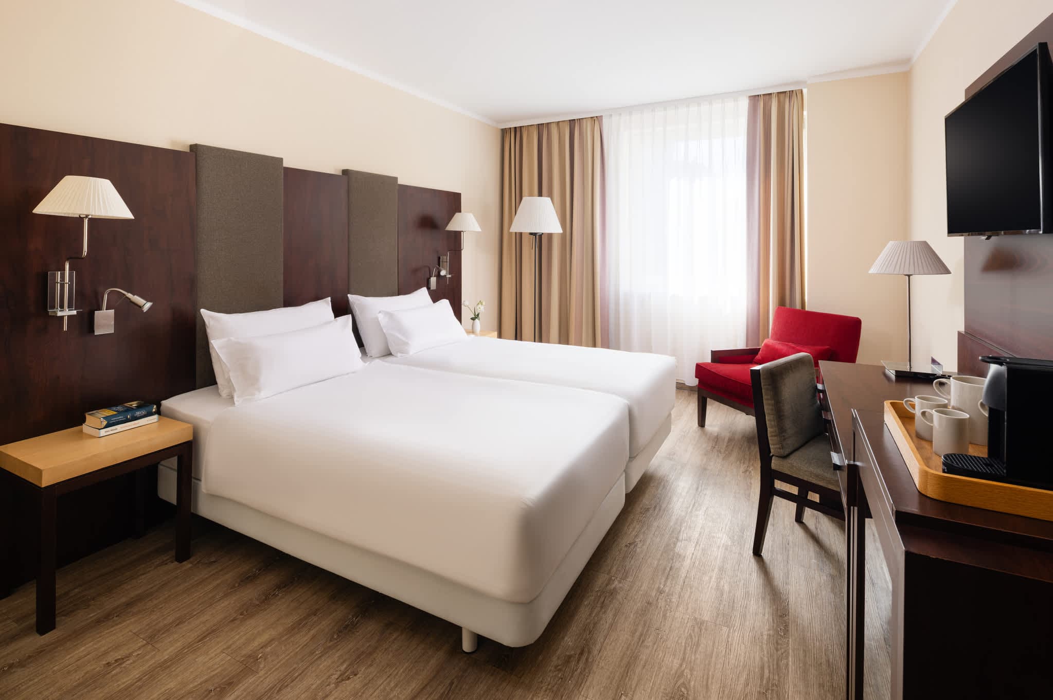 Hotel NH Budapest City Ansicht 5