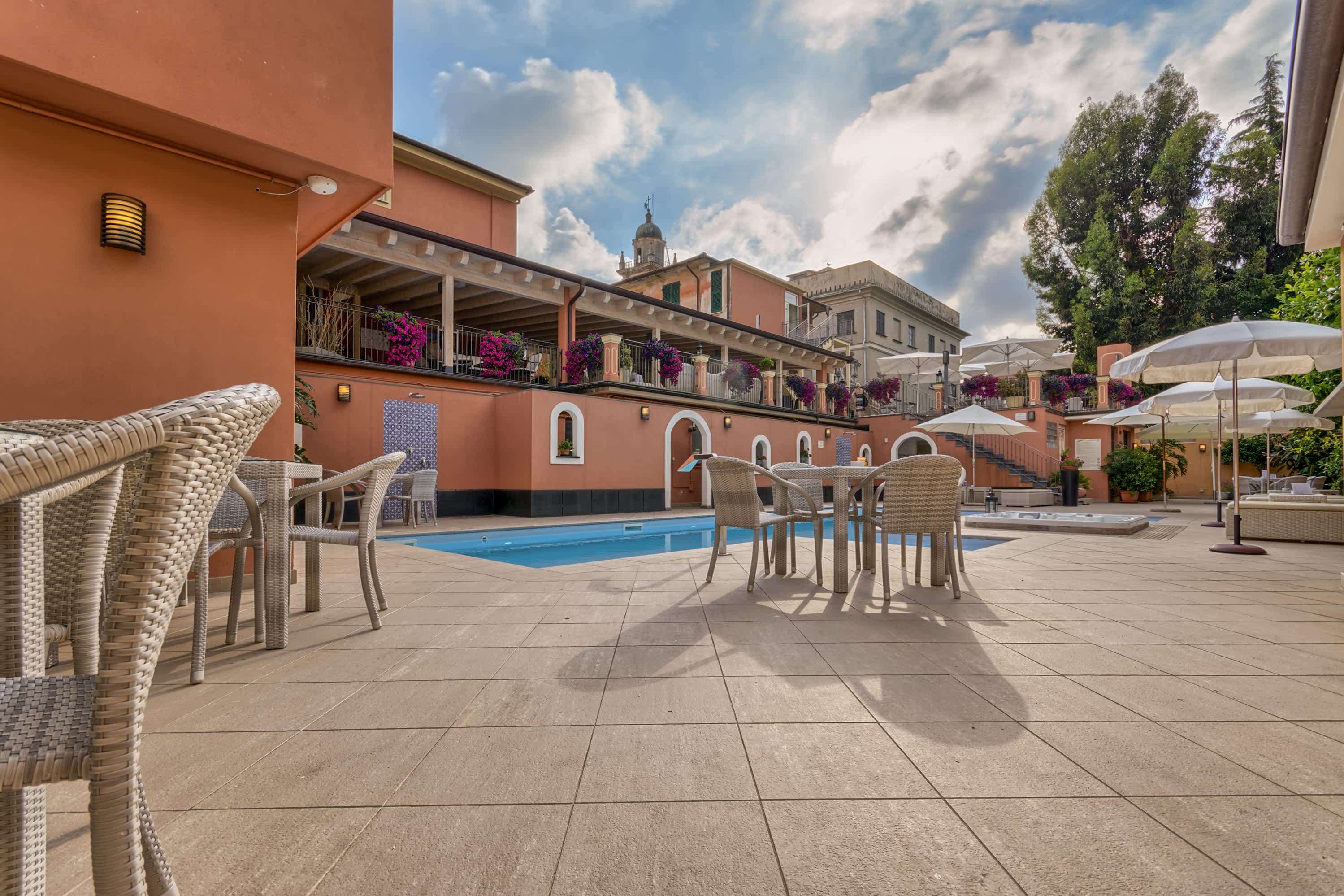 Hotel Monte Rosa Ansicht 5