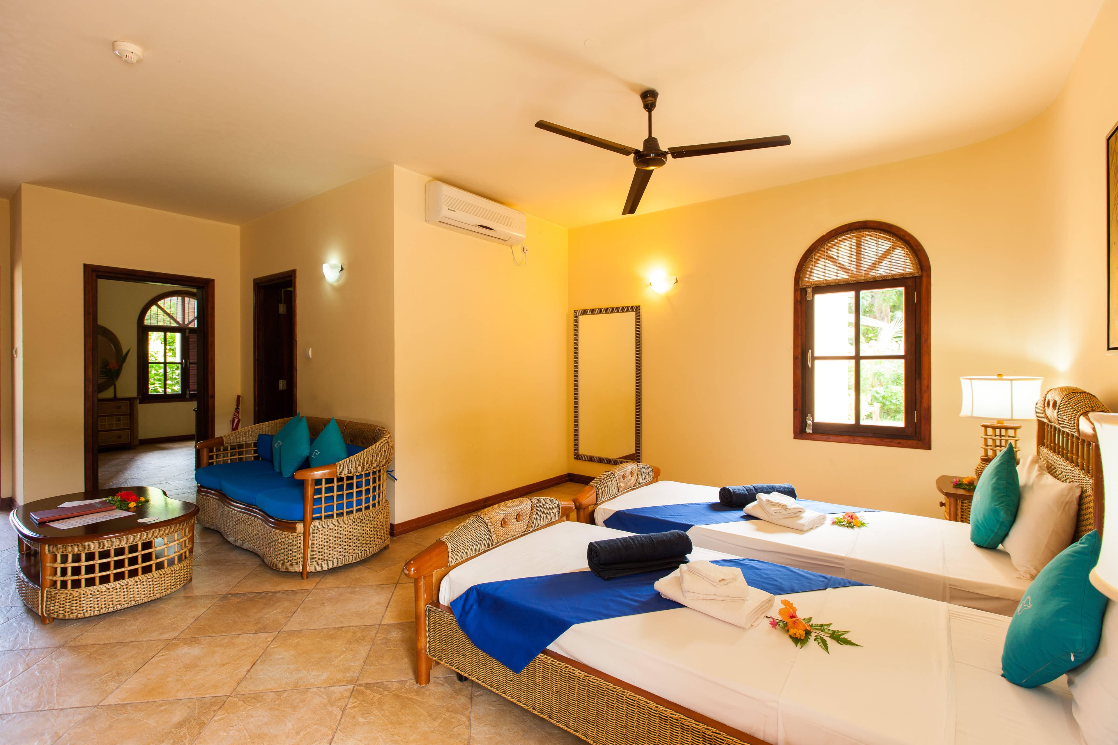 Castello Beach Hotel Ansicht 5