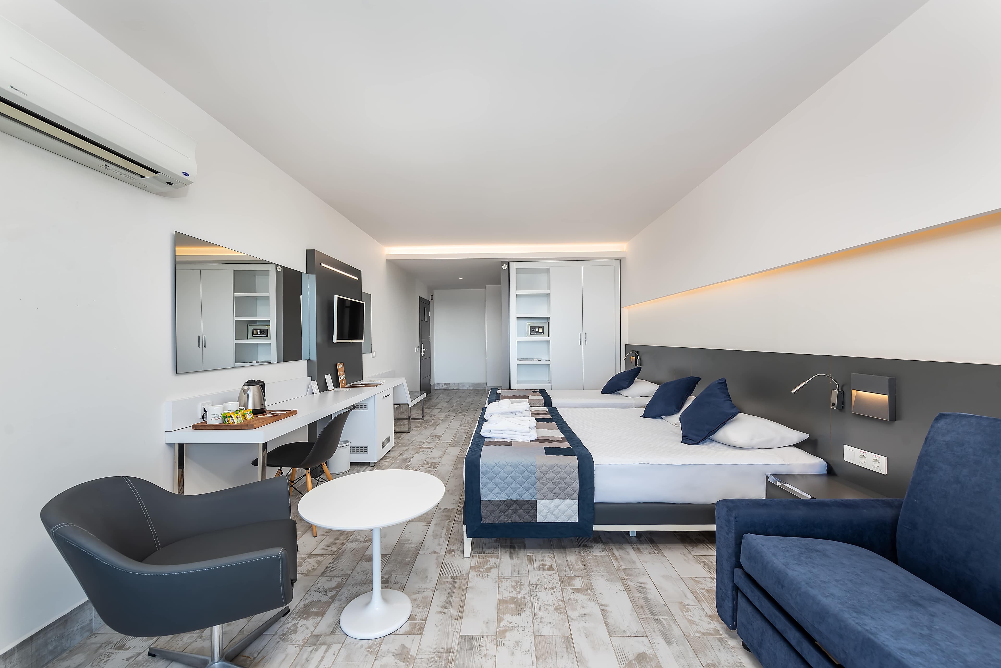 White City Beach Hotel Ansicht 5