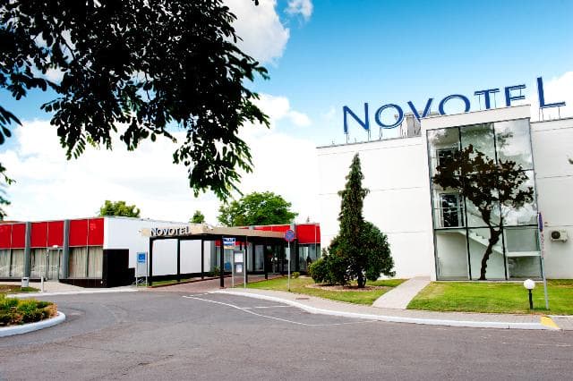Hotel Novotel Wroclaw Ansicht 2