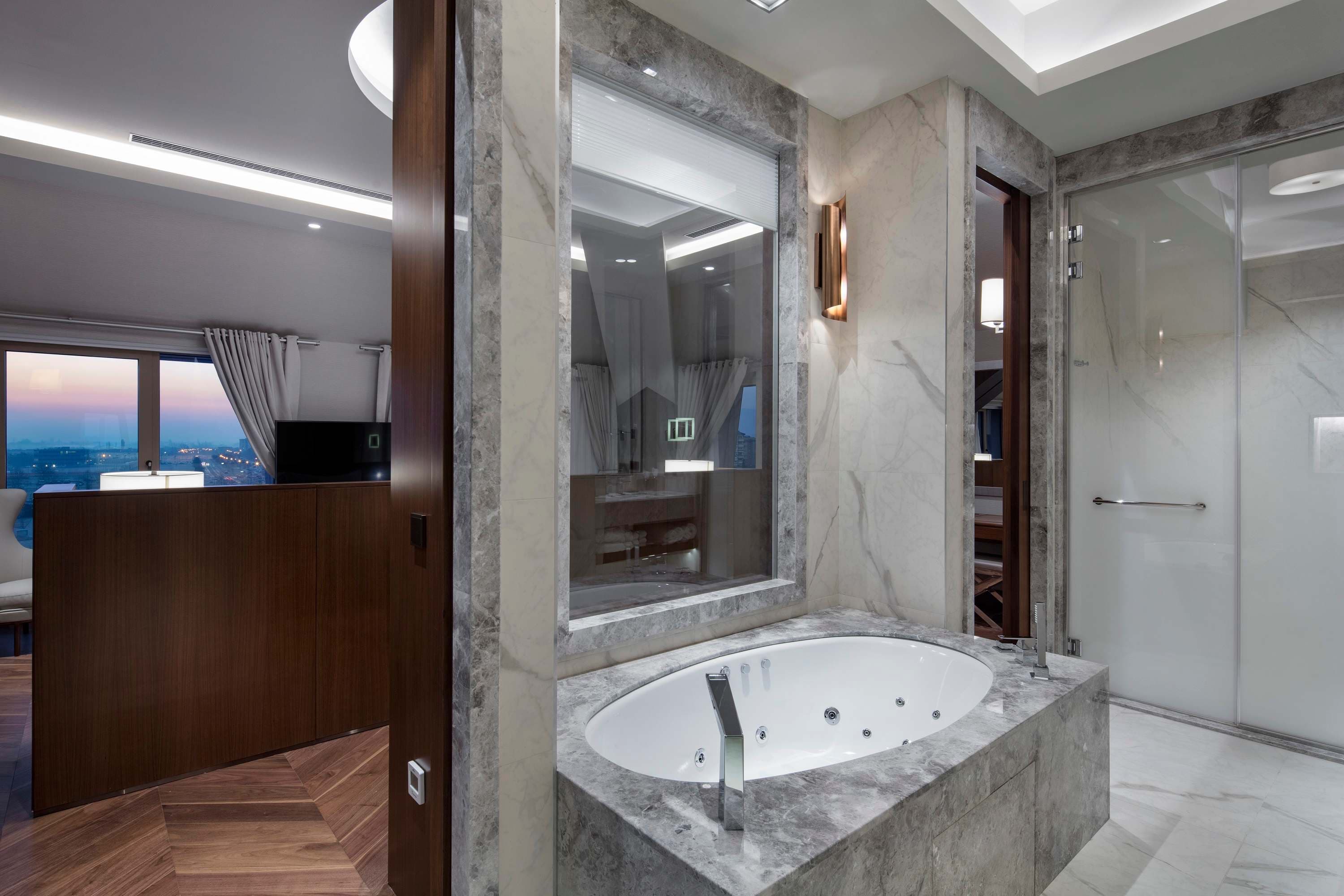 DoubleTree by Hilton Skopje Ansicht 5