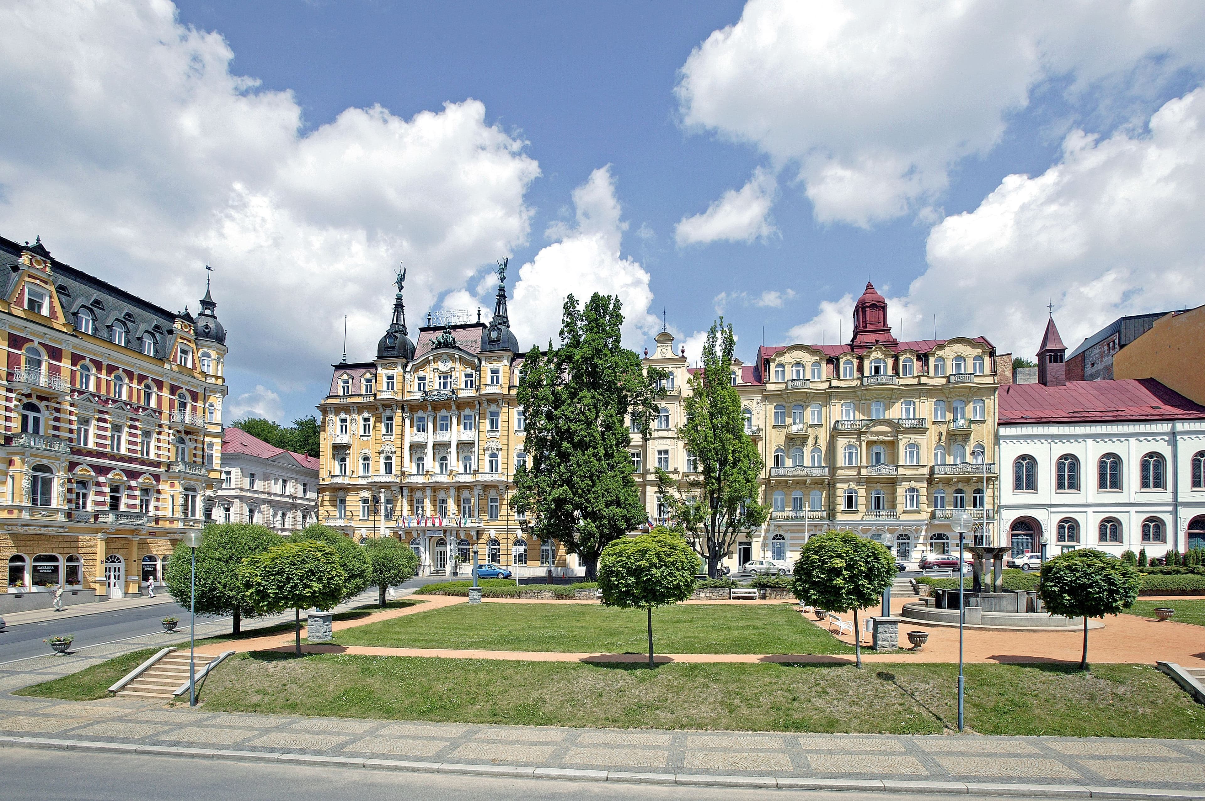 Pacifik Ensana Health Spa Hotel Ansicht 2