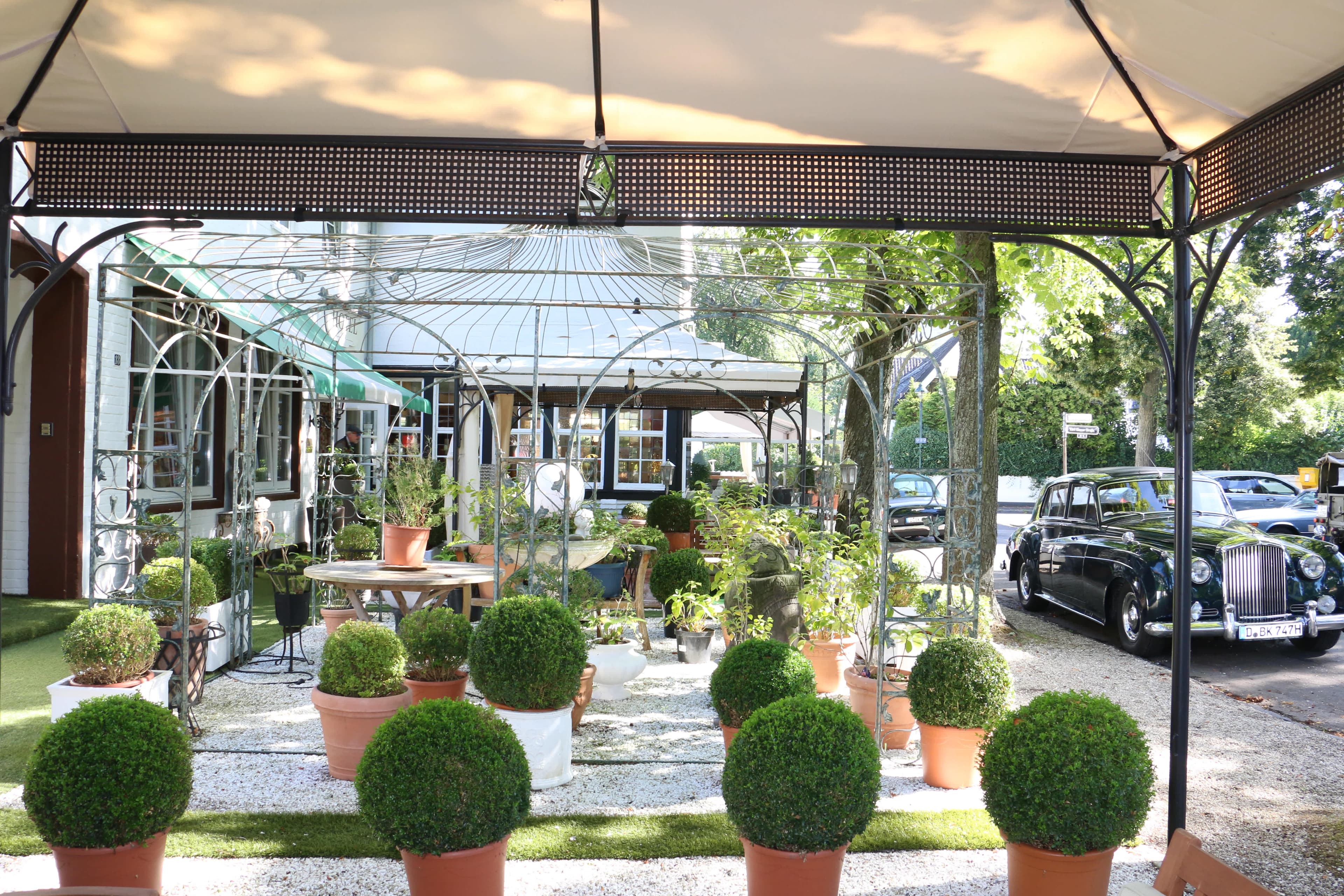 Hotel Ashleys Garden