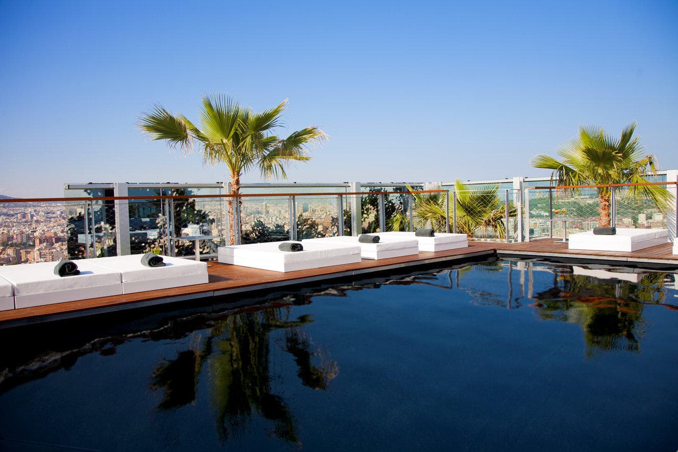 Hotel Renaissance Barcelona Fira Ansicht 8