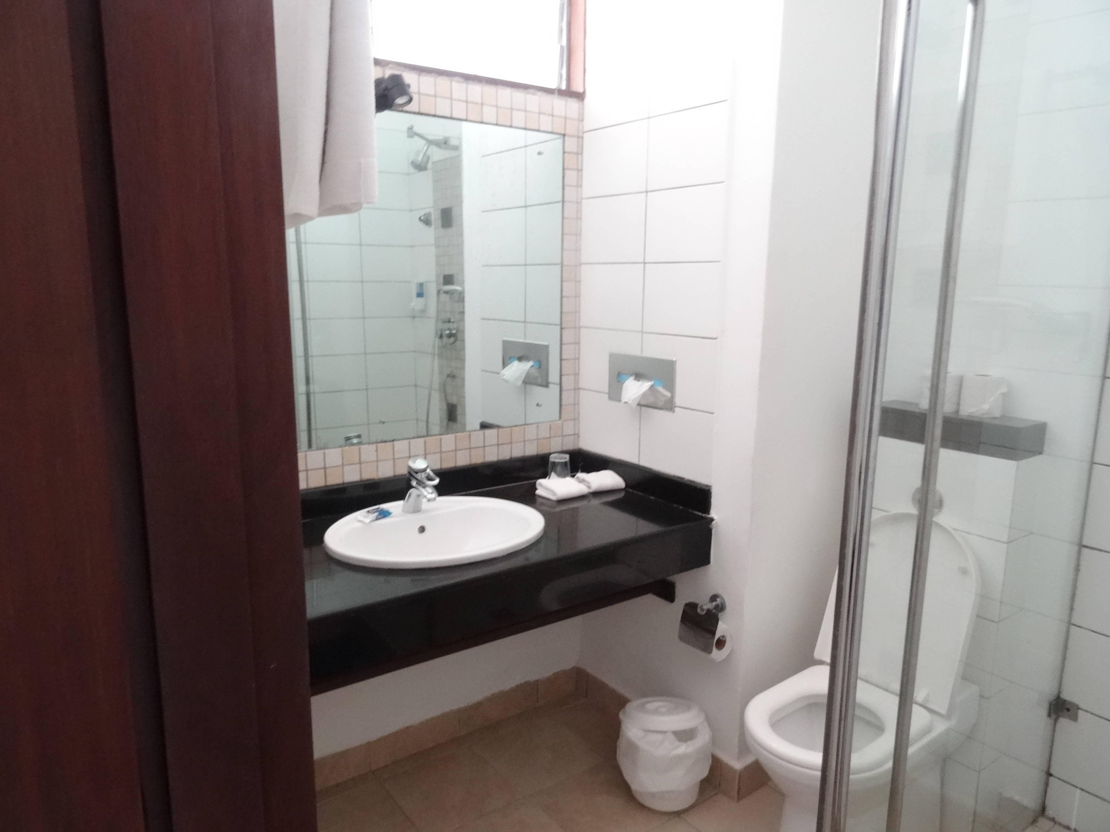Bahari Beach Hotel Ansicht 4