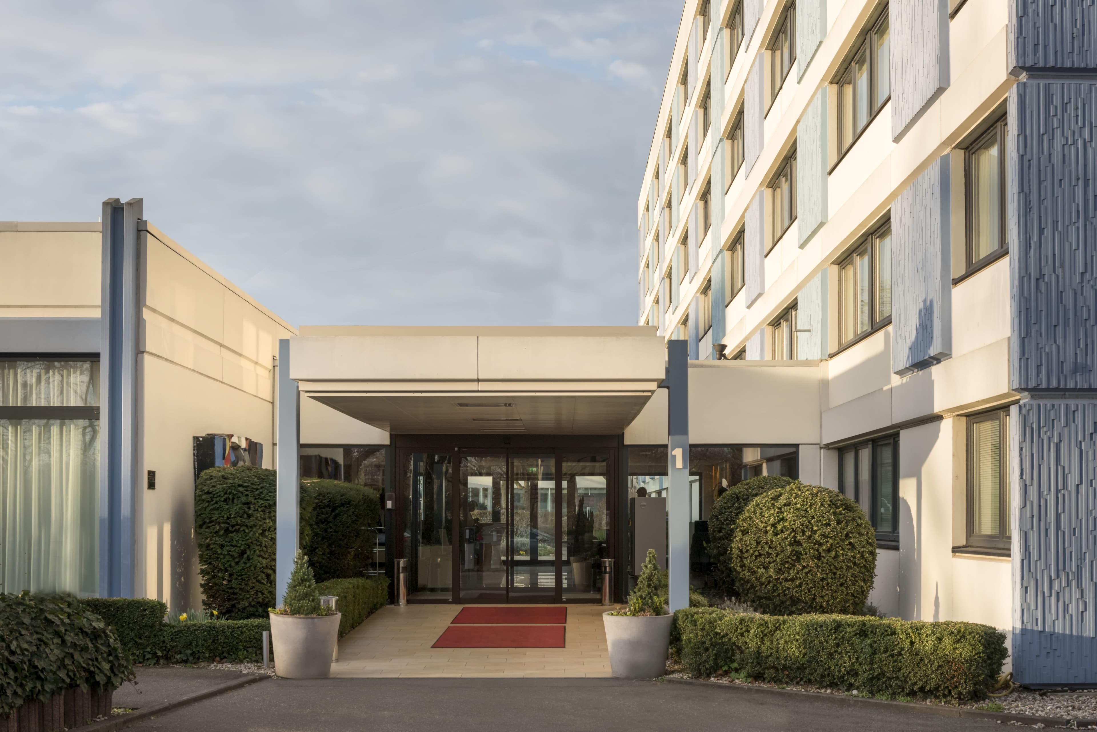 Mercure Hotel Mannheim am Friedensplatz Ansicht 2