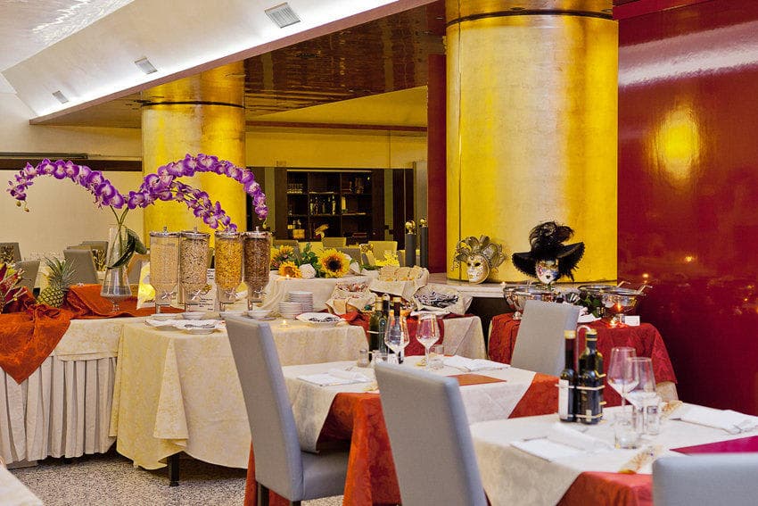 Hotel Antony Ansicht 8