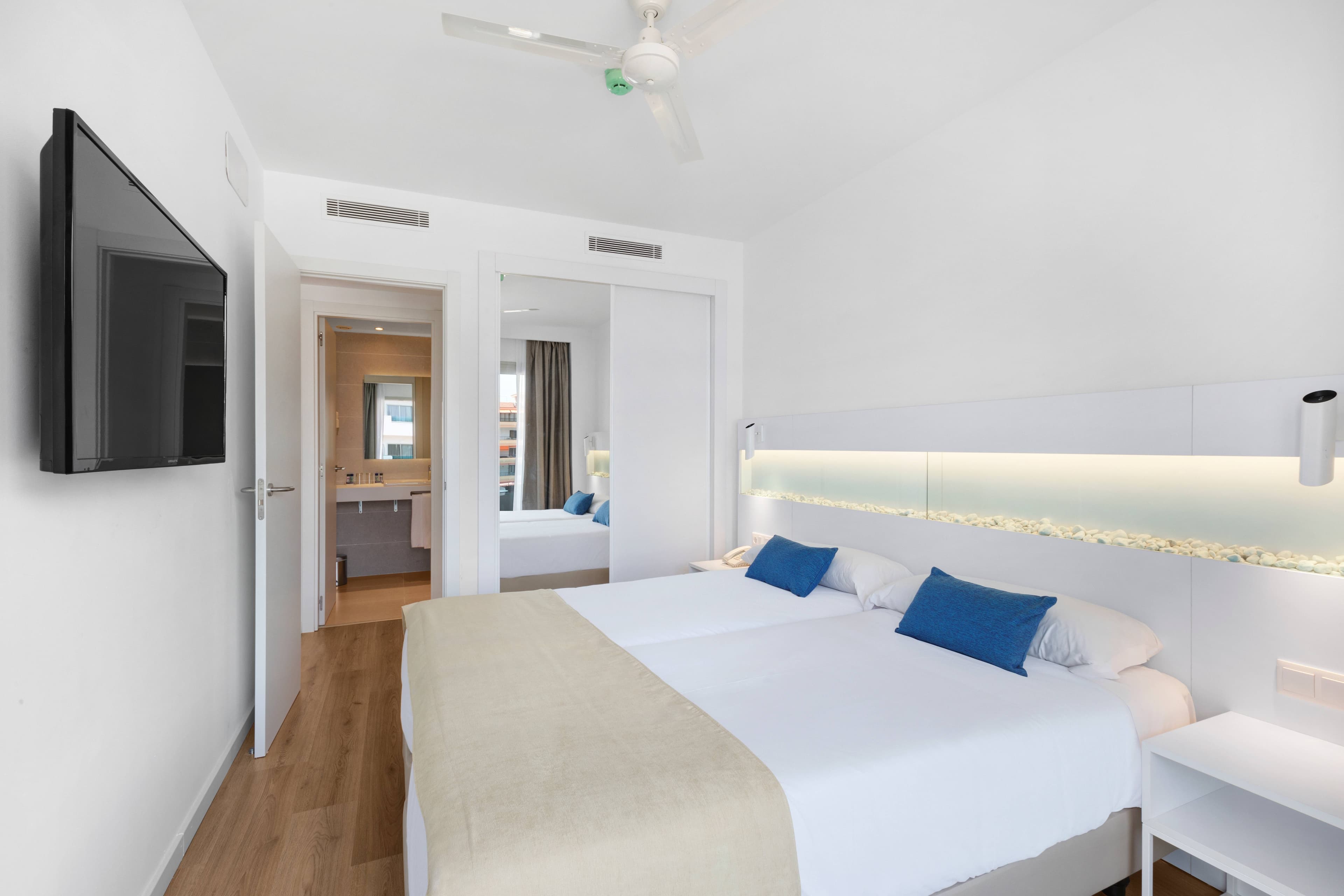 Metropolitan JUKA Playa Aparthotel Ansicht 6