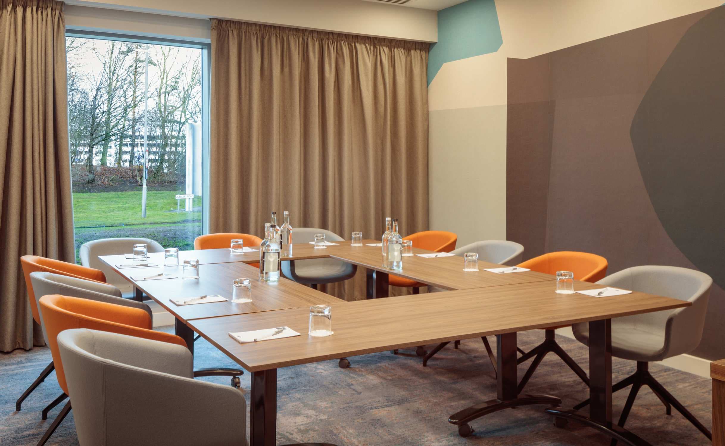 Hampton By Hilton Edinburgh Airport Ansicht 9