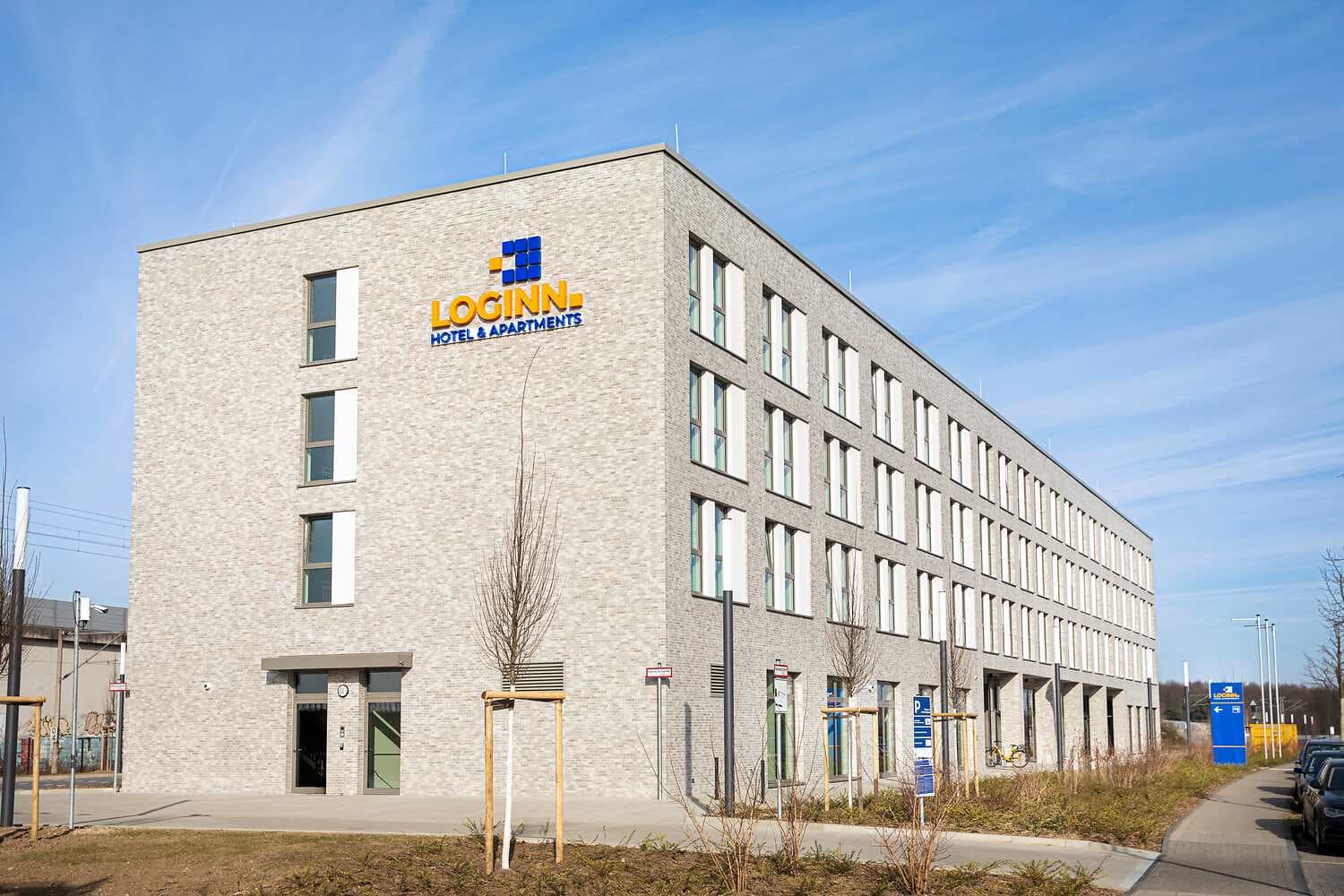 LOGINN Hotel Köln Airport Ansicht 2