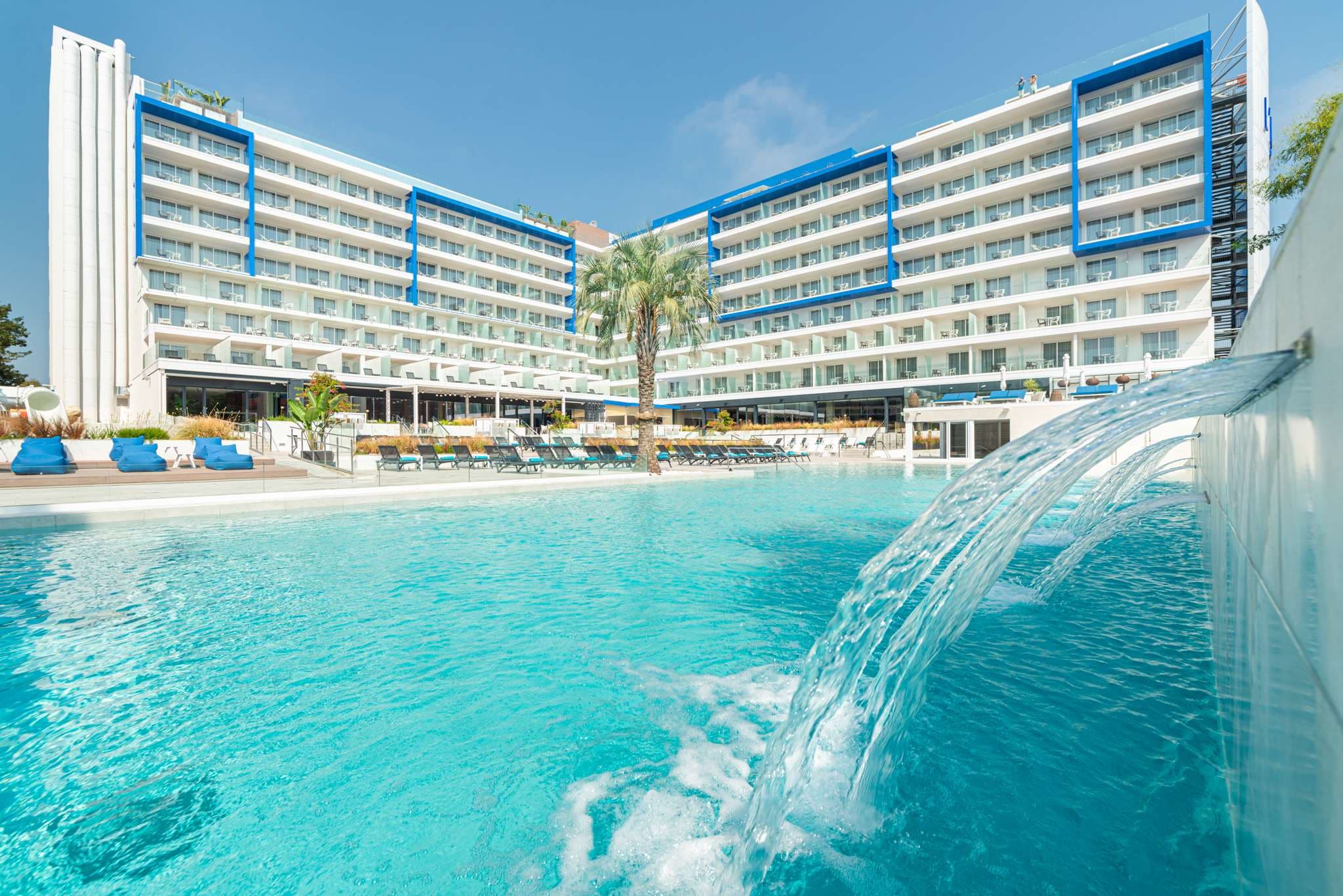 L’Azure Hotel Ansicht 7