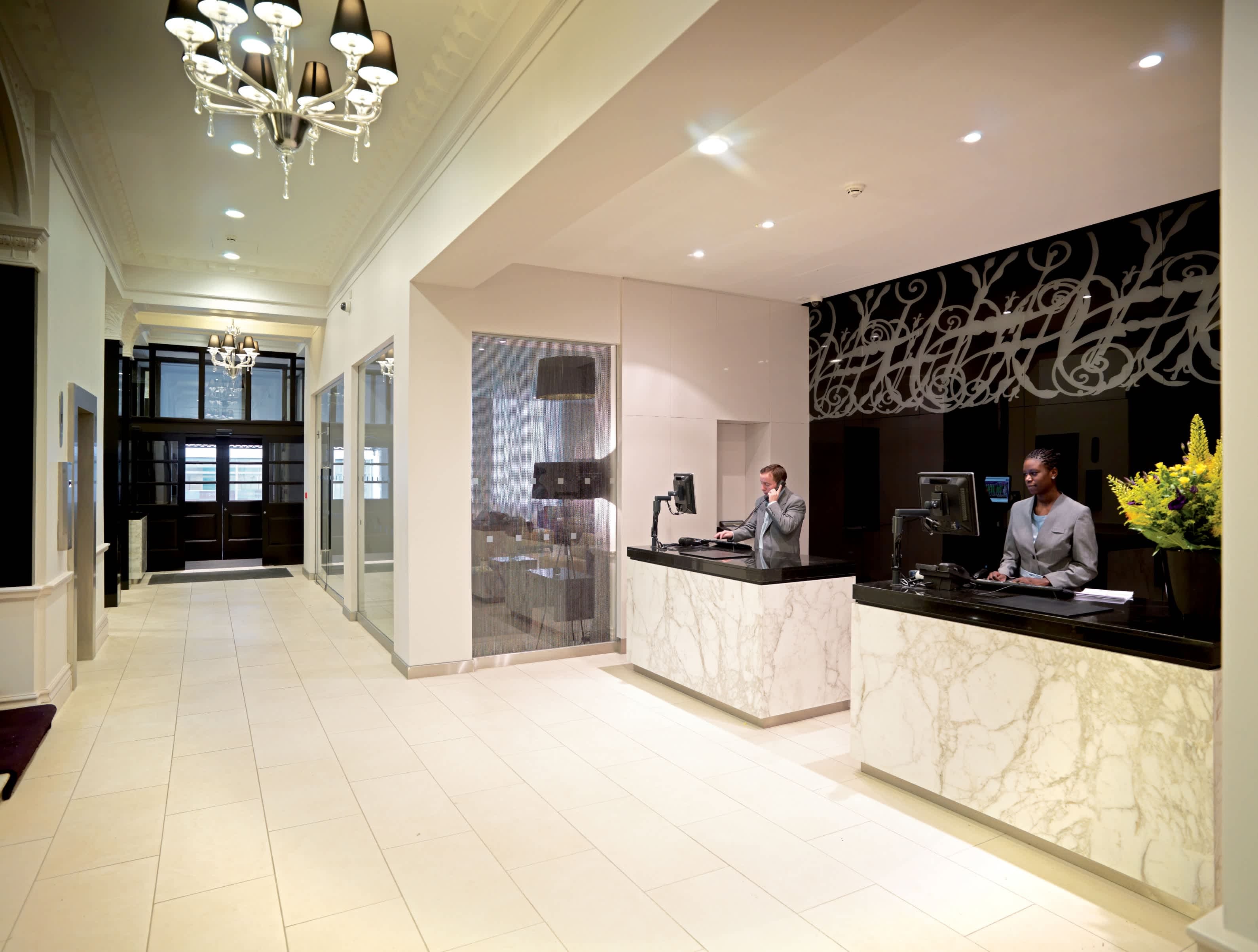 Thistle Holborn Hotel Ansicht 6