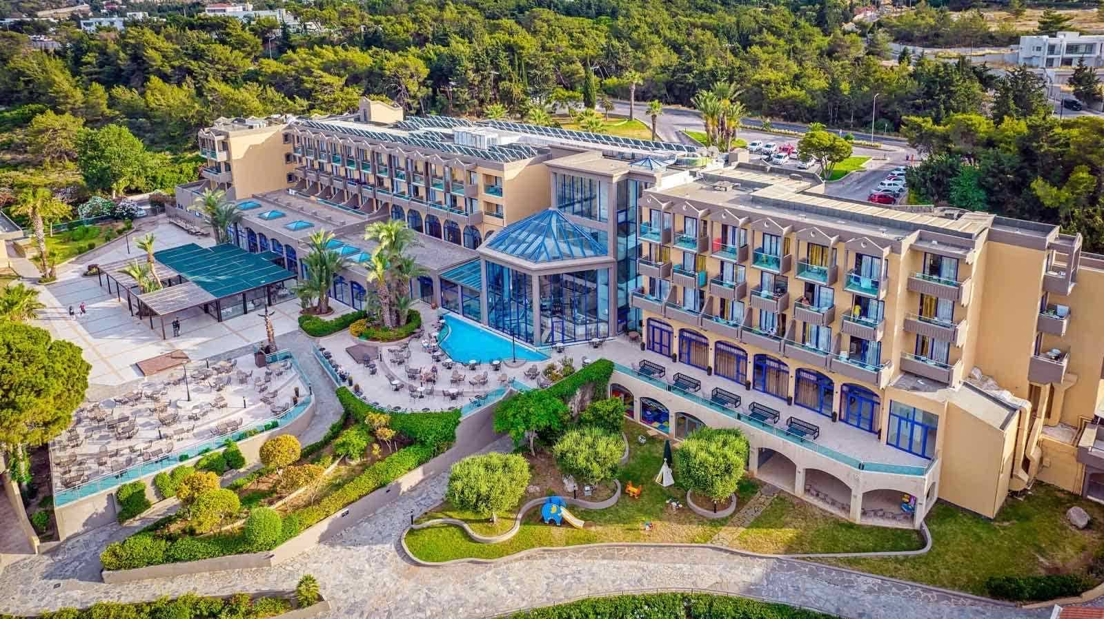 Kresten Palace Hotel Ansicht 2