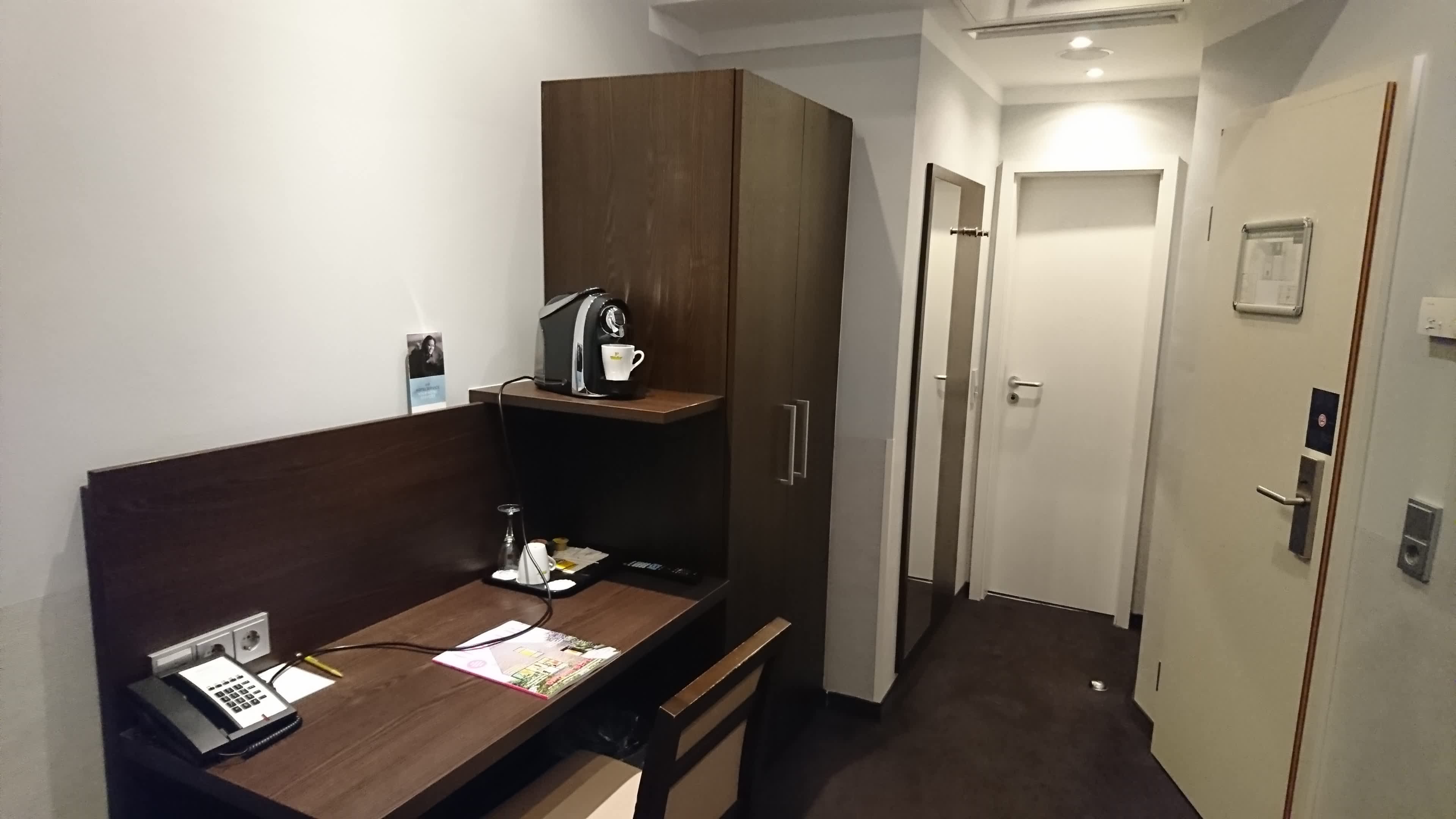 Mercure Hotel Frankfurt City Messe Ansicht 6