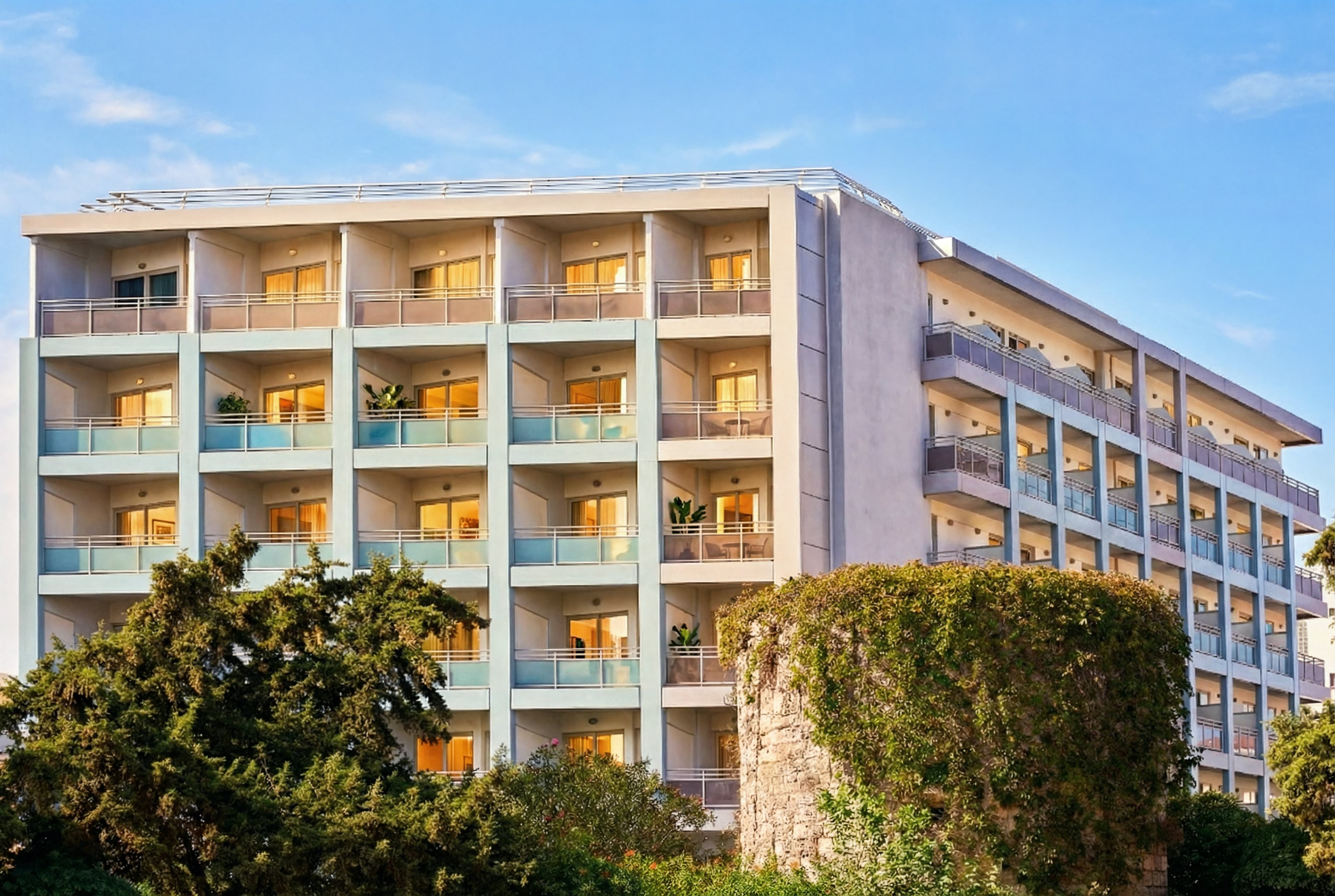Aquamare City & Beach Hotel