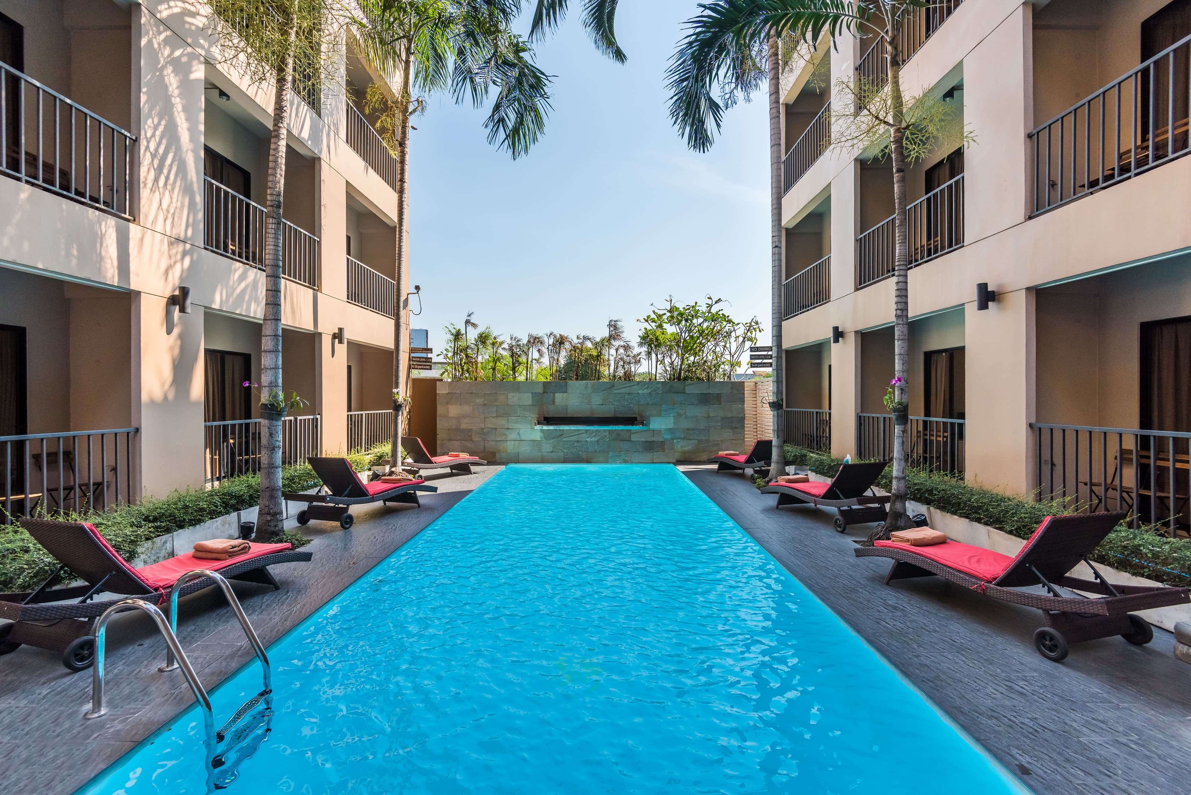 The Cottage Suvarnabhumi Airport Hotel