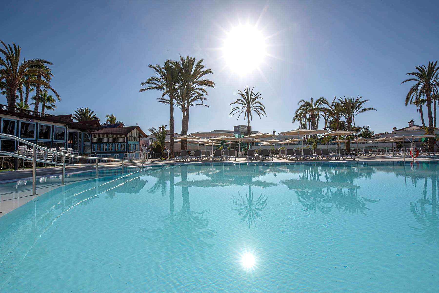Hotel LIVVO Dunagolf Suites