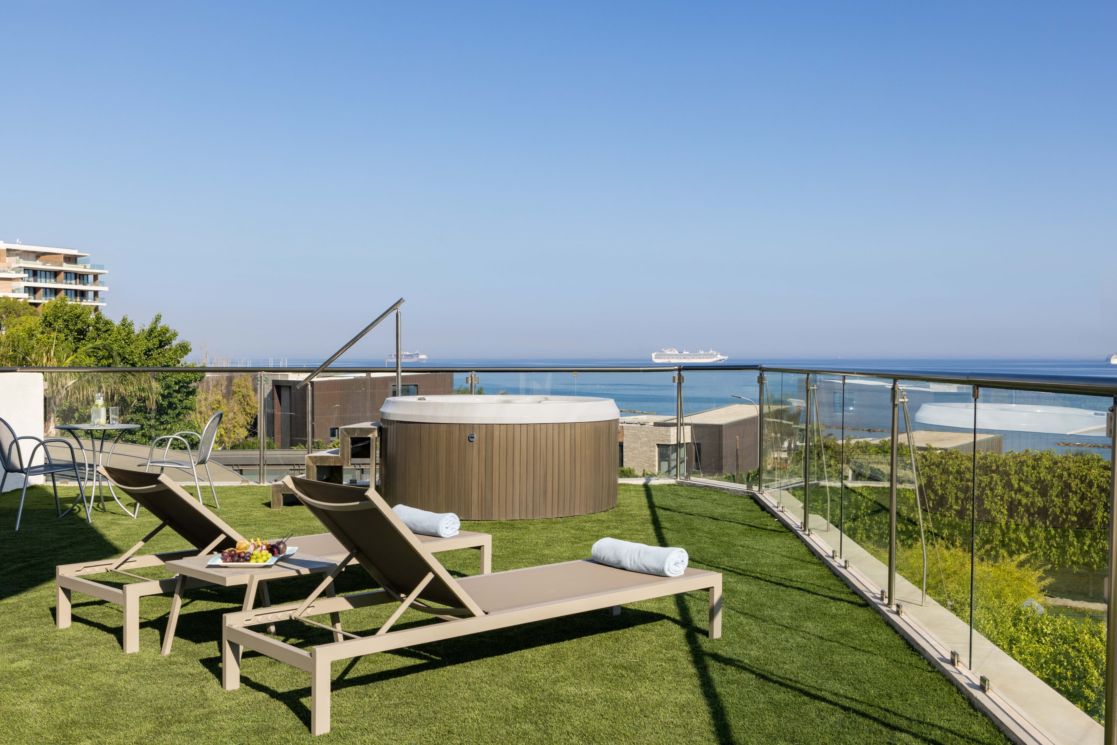 Atlantica Bay Hotel Ansicht 2