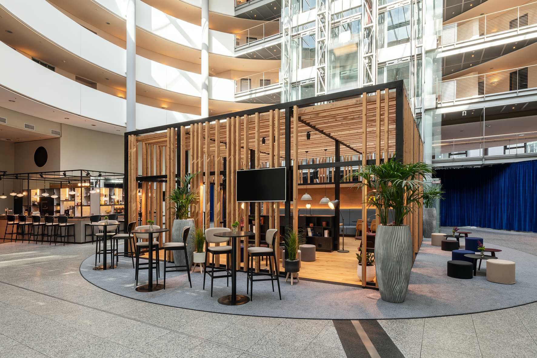 Hotel NH Düsseldorf City Ansicht 8