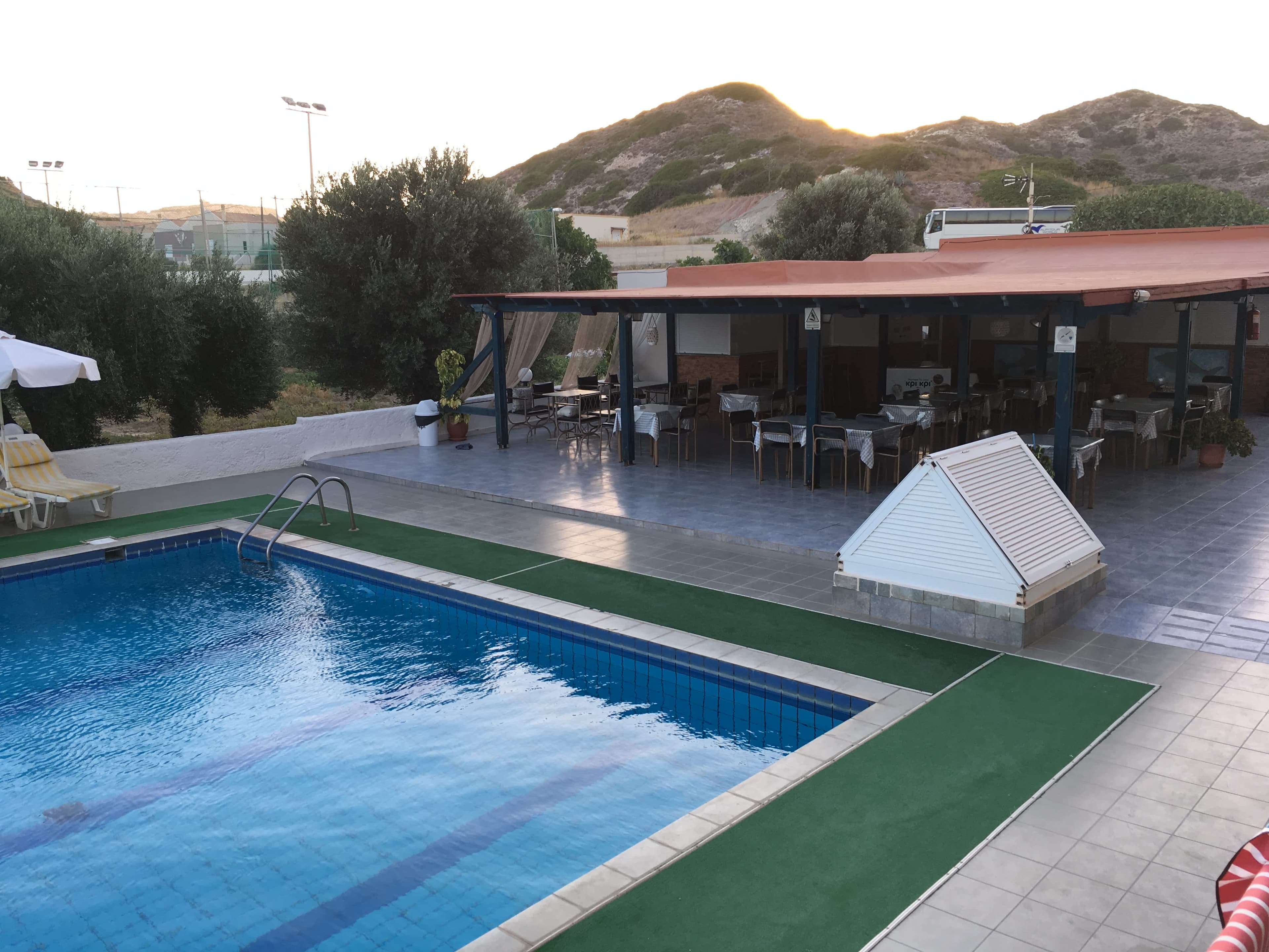 Athinoula Hotel & Studios Ansicht 9