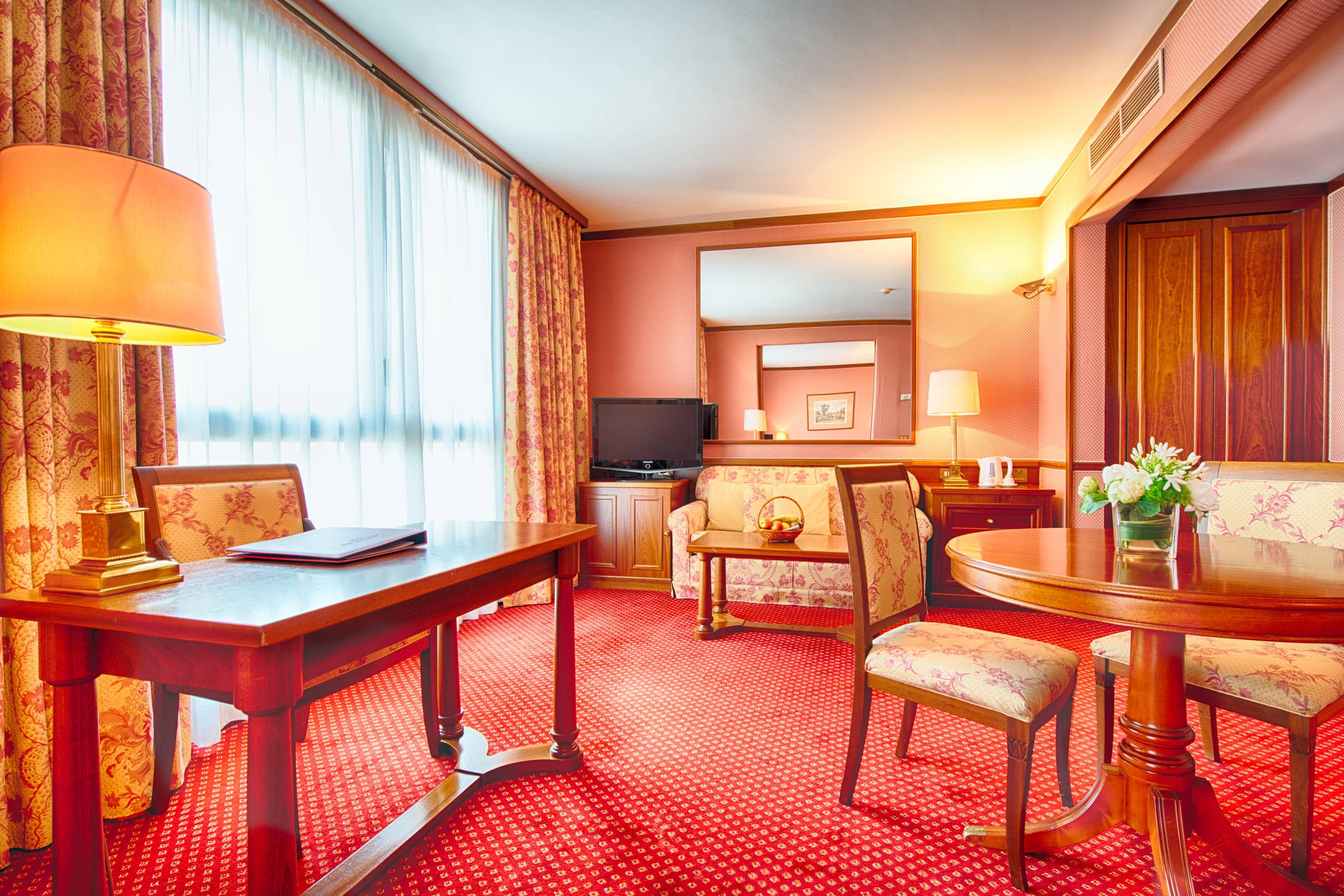 Leonardo Hotel Milan City Center Ansicht 5