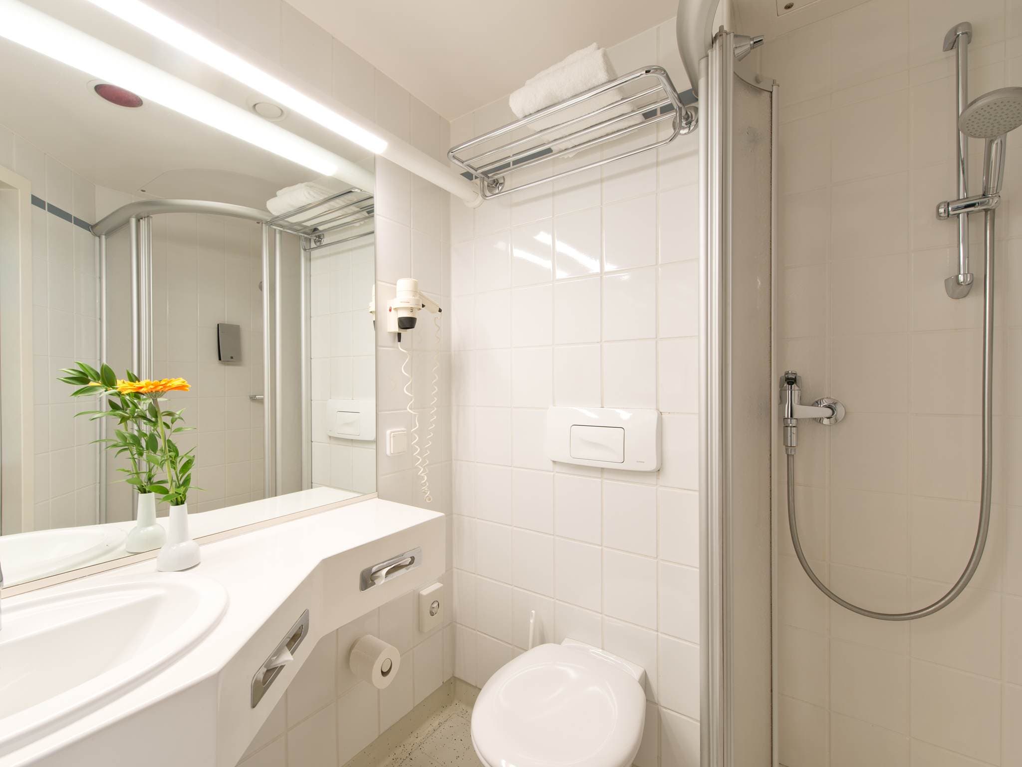 Hotel Kaiserin Augusta Ansicht 3