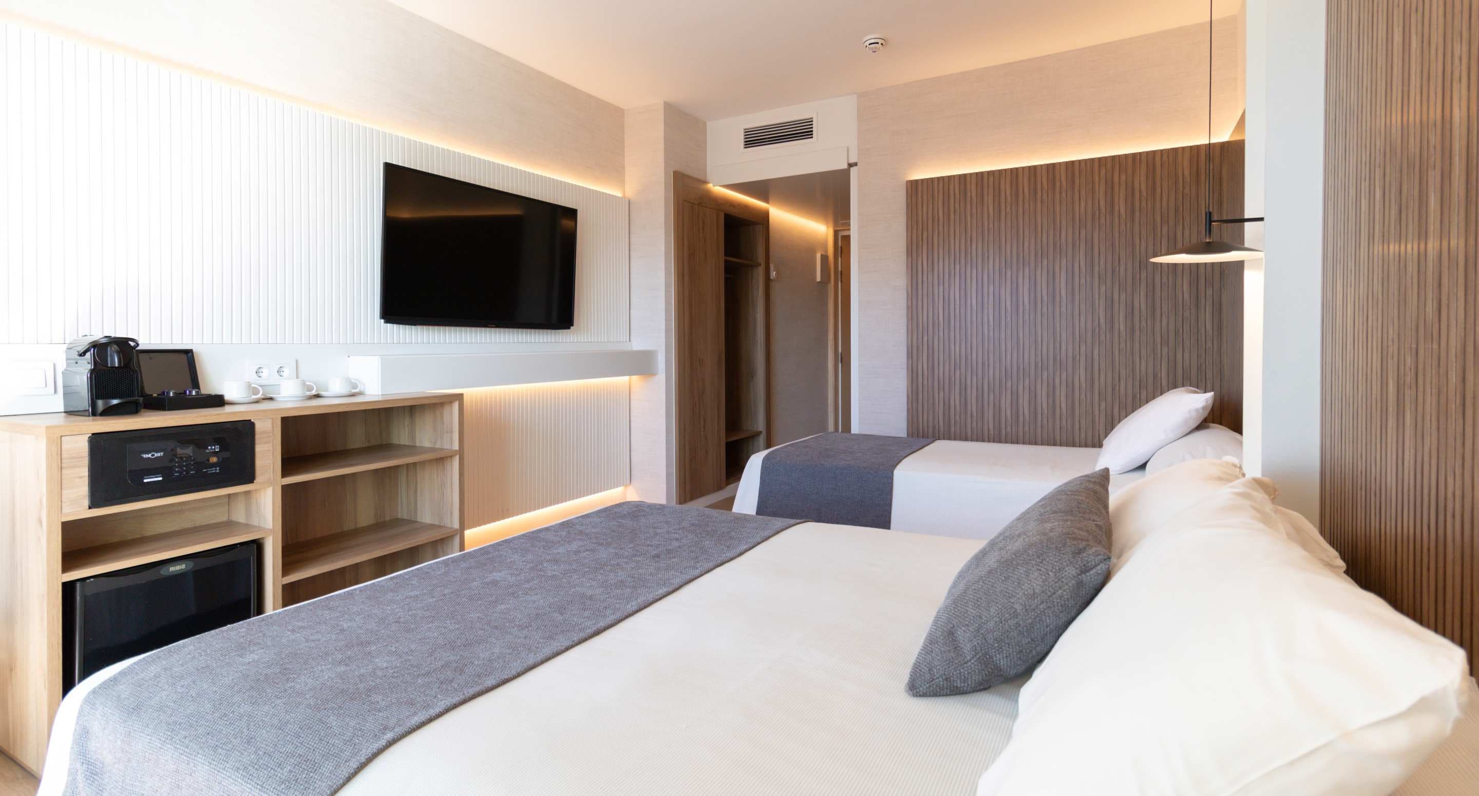 Golden Port Salou & Spa Ansicht 5
