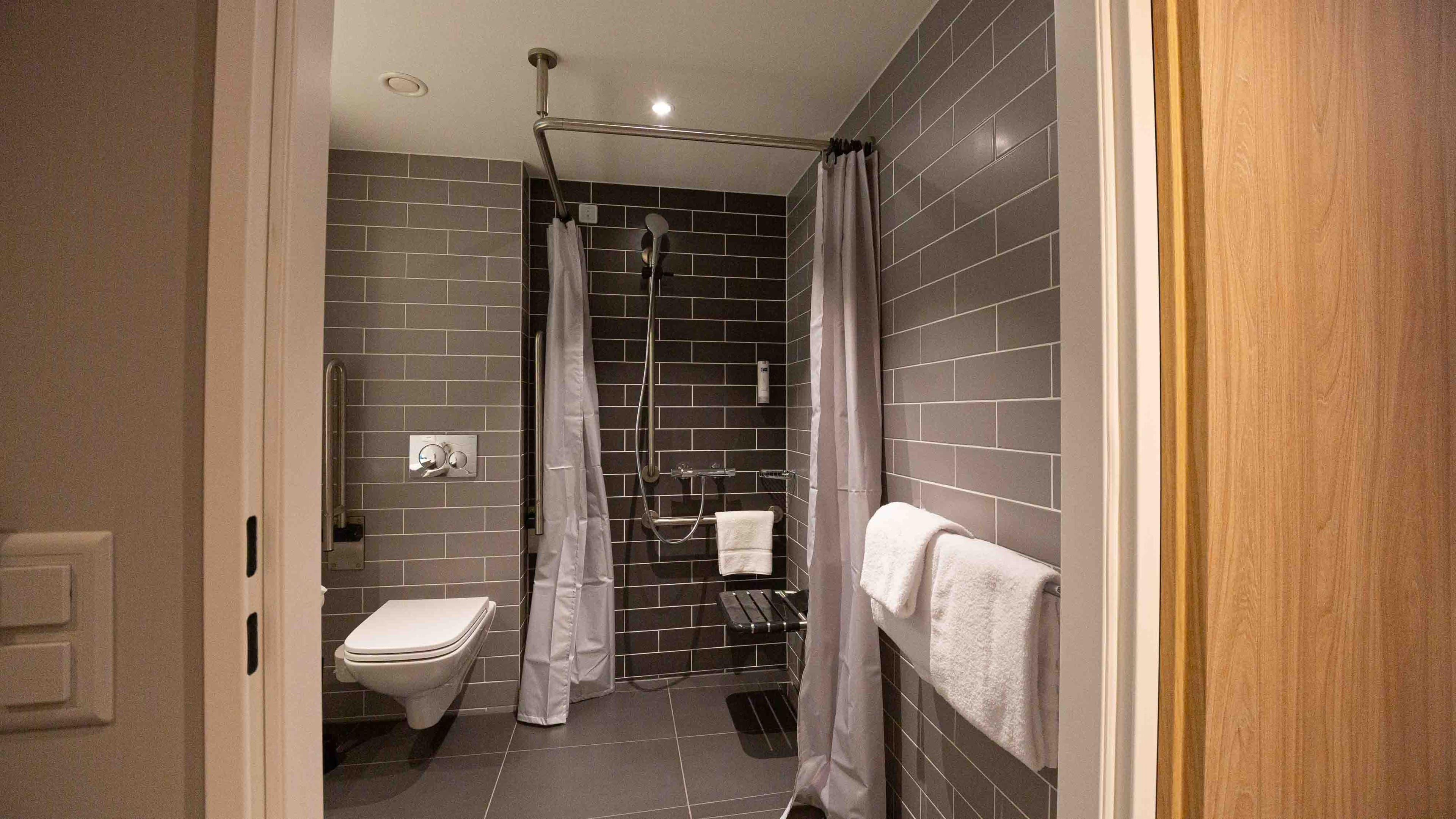 Holiday Inn Express Aarburg - Oftringen Ansicht 4