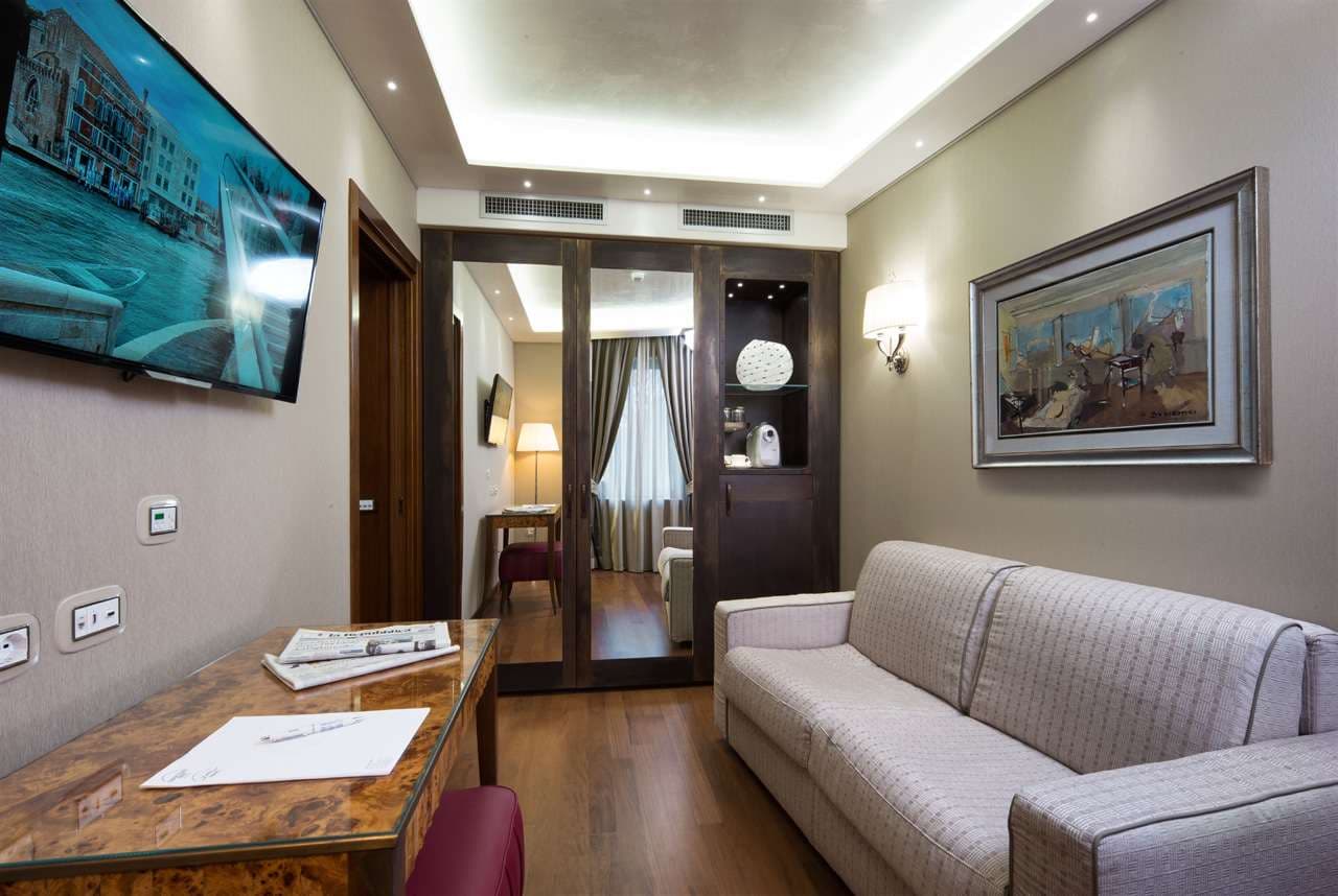 Hotel Santa Chiara & Residenza Parisi Ansicht 8