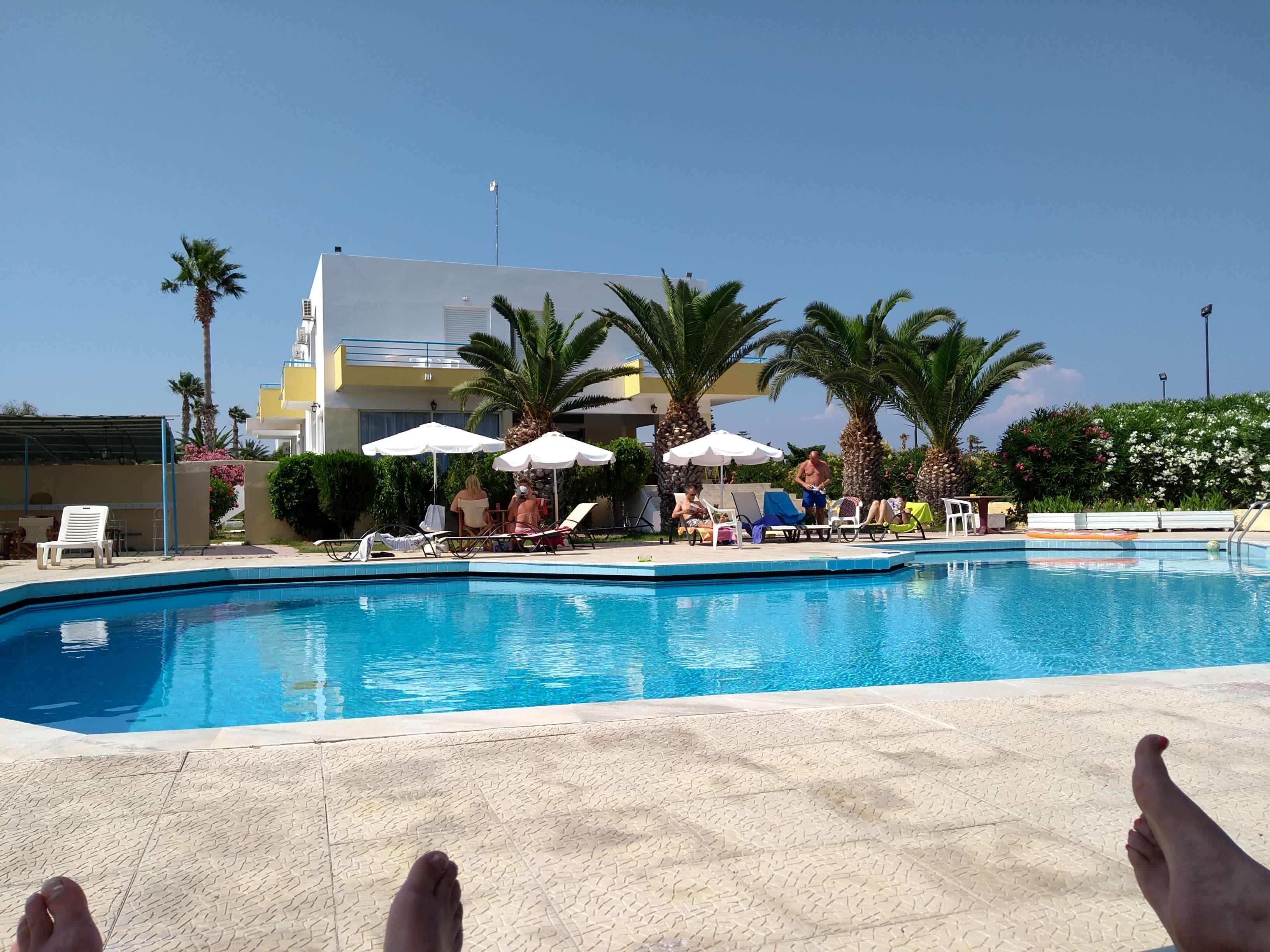 Leonidas Hotel & Studios Ansicht 2
