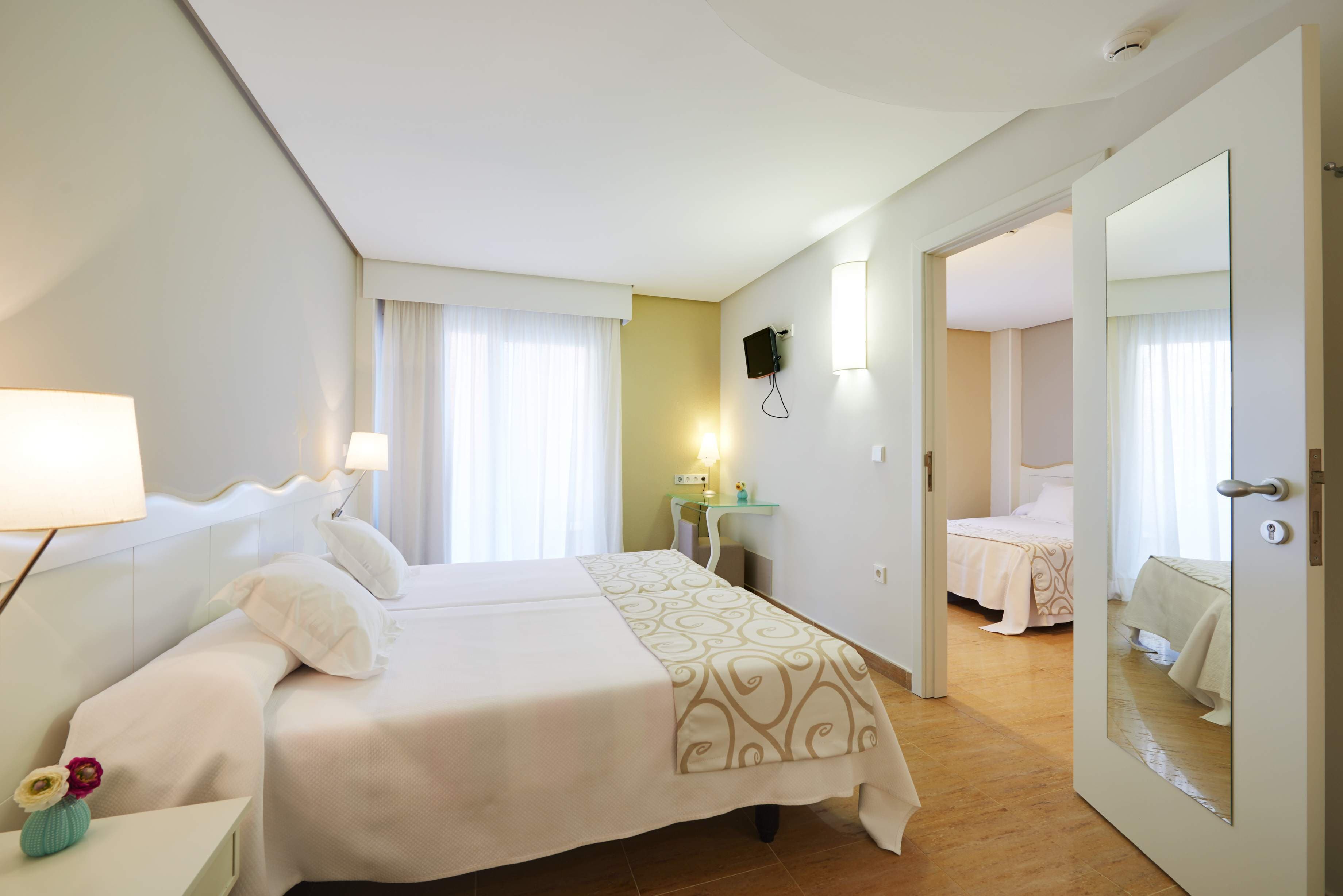 Hotel Meridional Ansicht 6