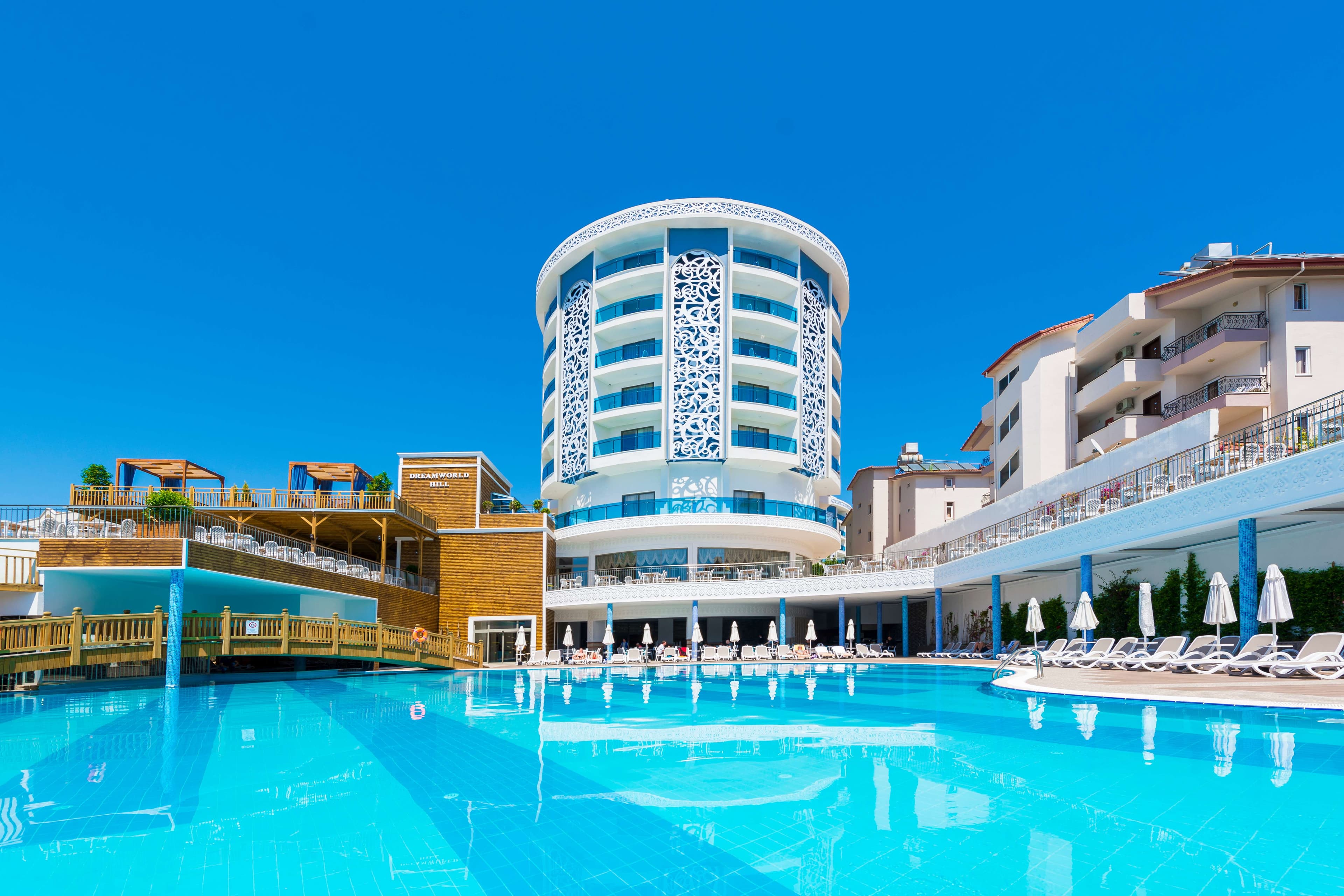 Dream World Hill Hotel