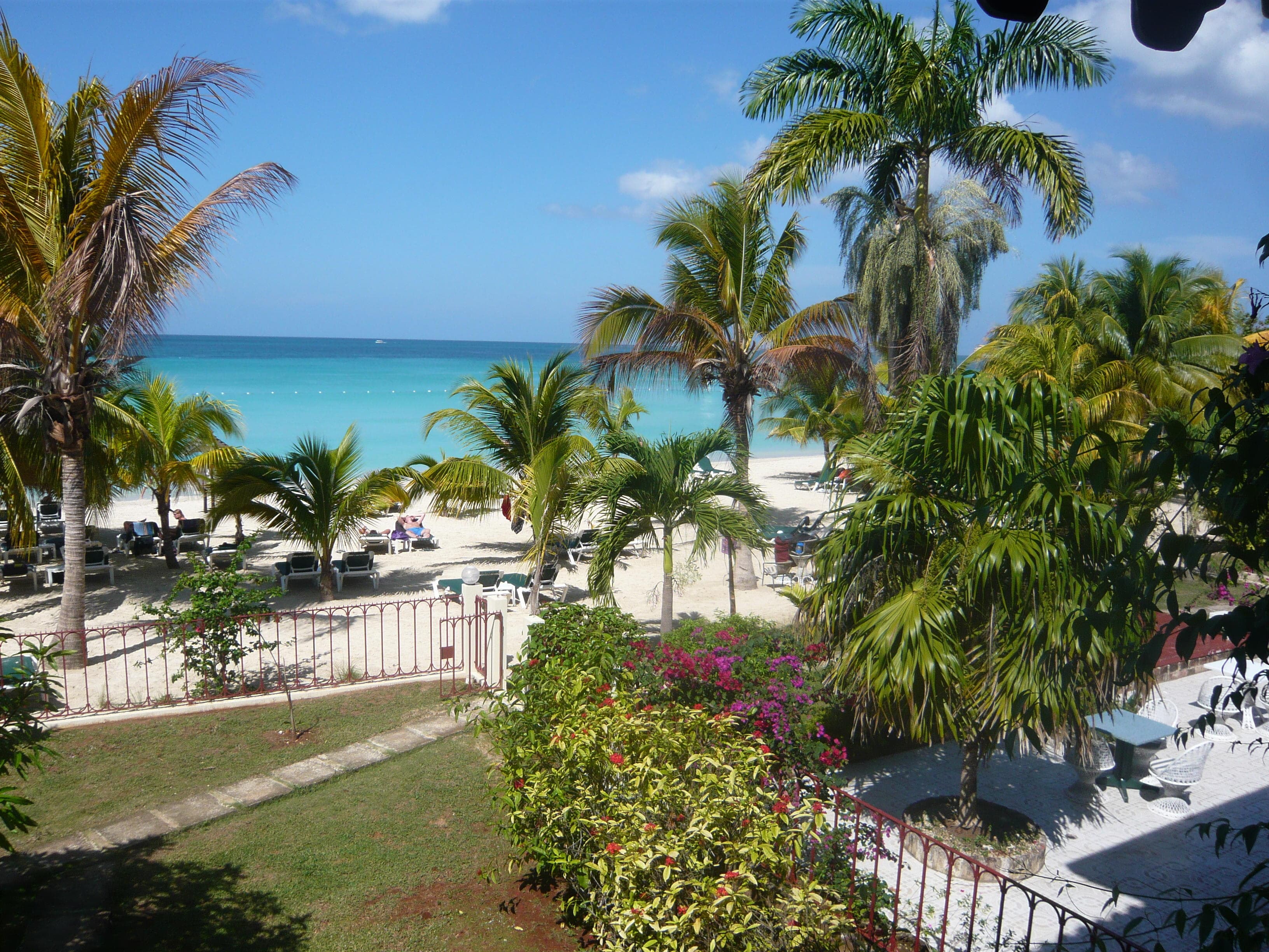 Charela Inn Hotel