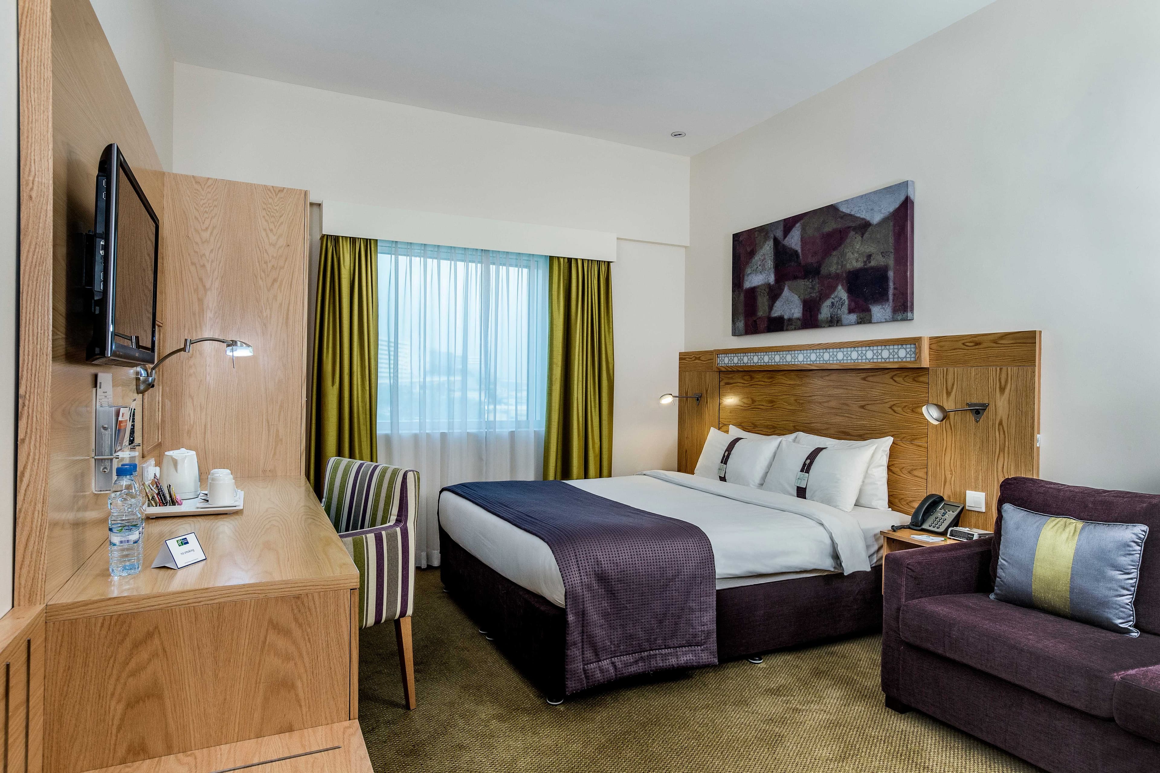 Holiday Inn Express Dubai Airport Ansicht 4