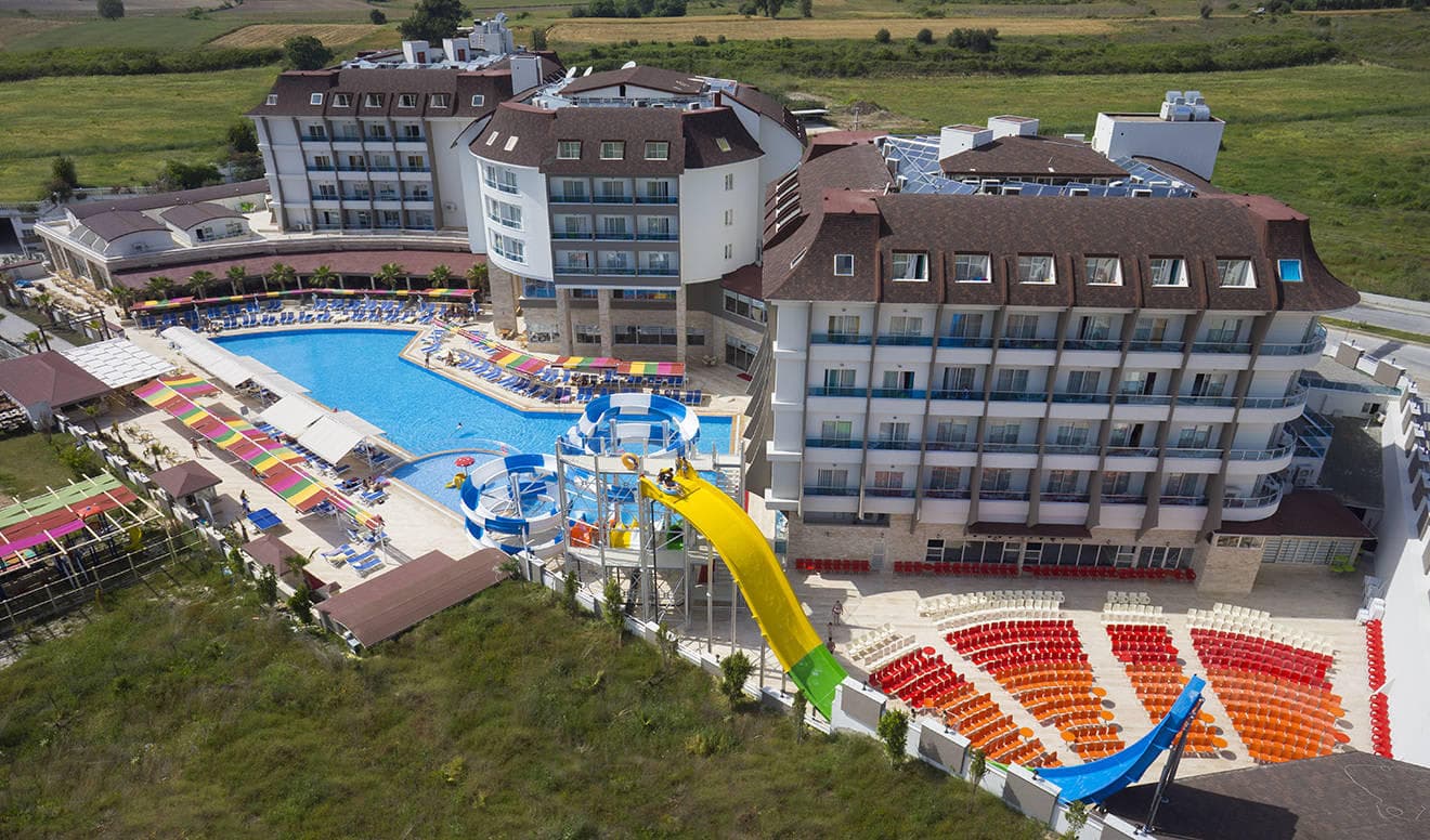 Ramada Resort by Wyndham Side Ansicht 2