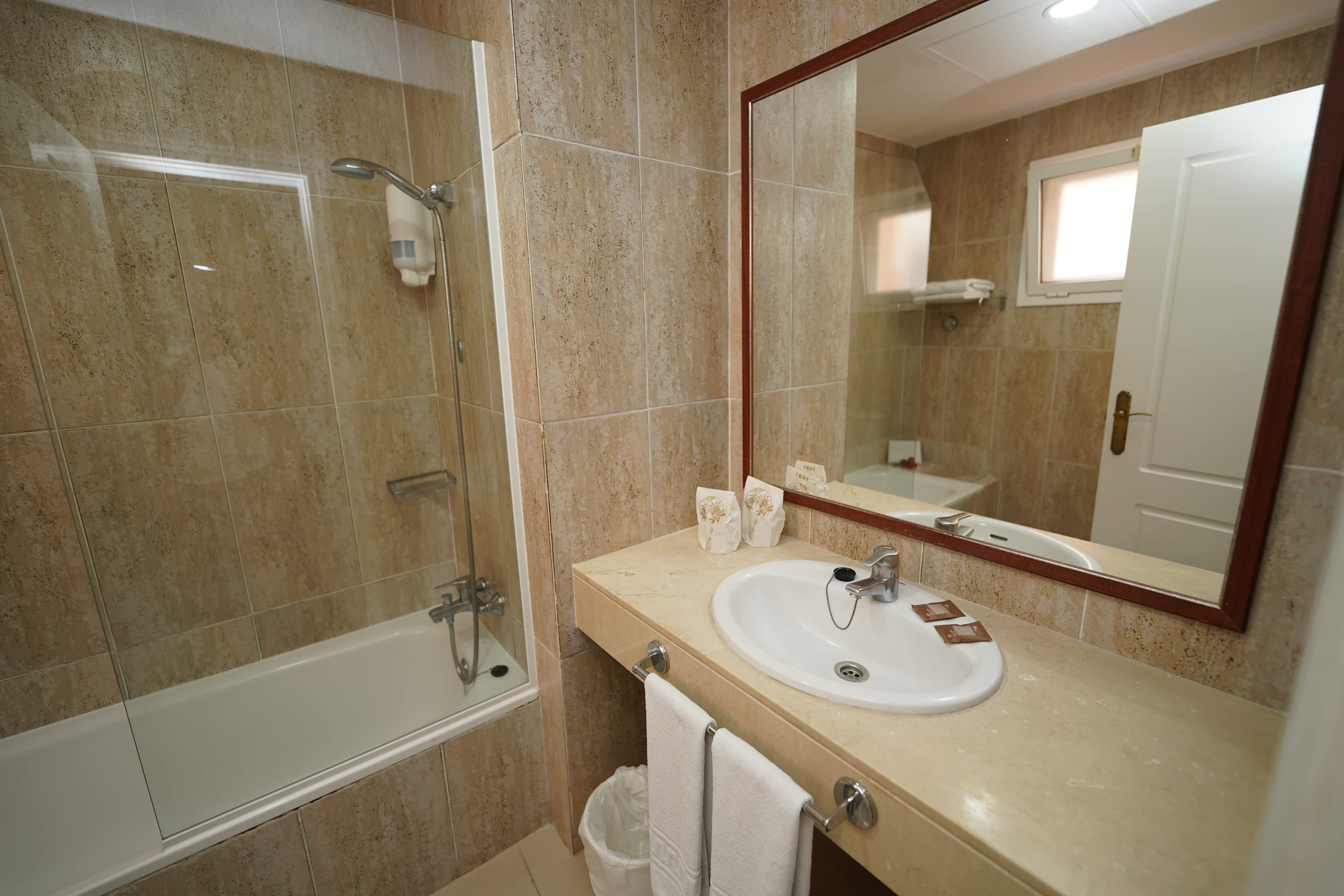 Hotel RF Astoria Ansicht 9