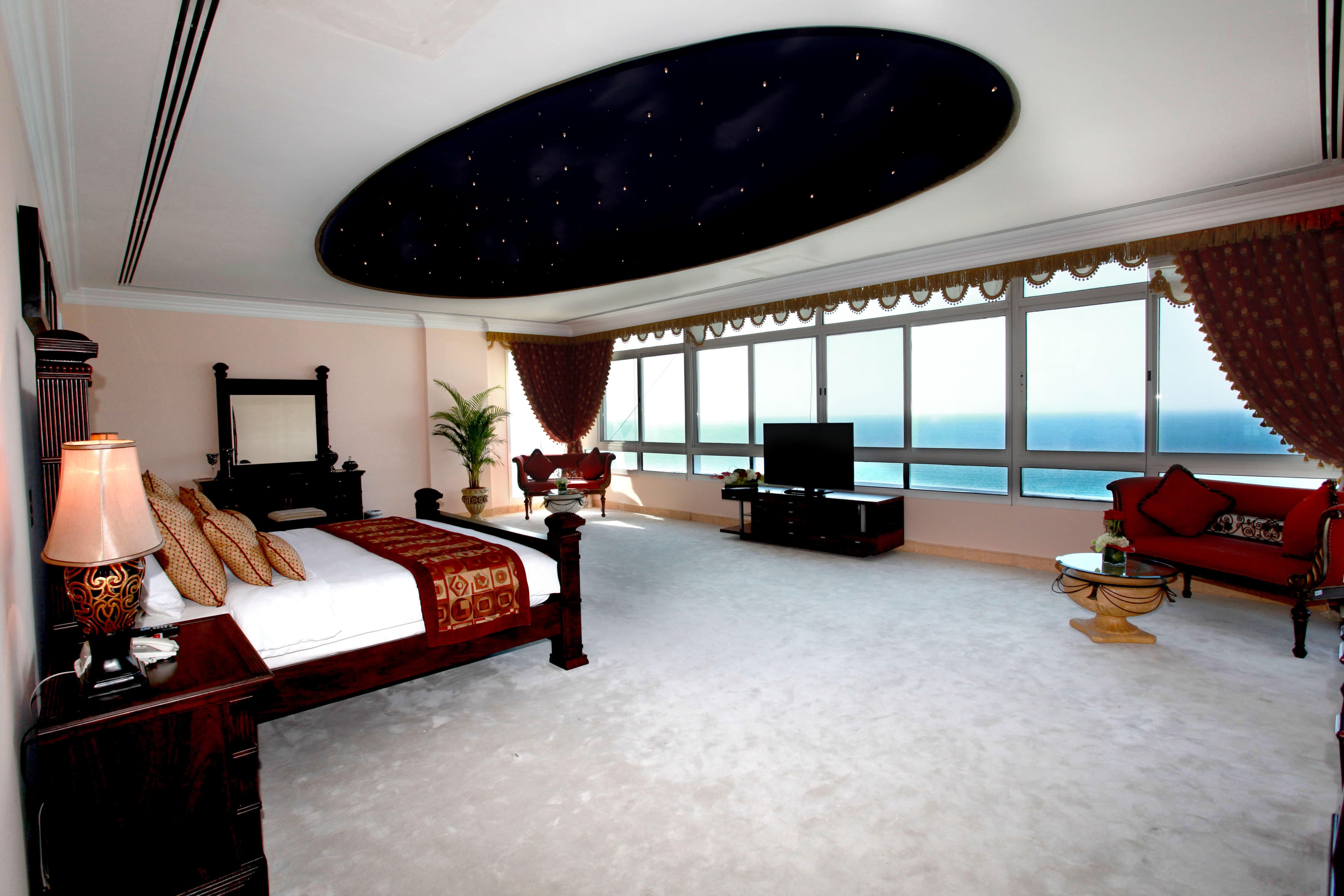 Ramada by Wyndham Beach Hotel Ajman Ansicht 6