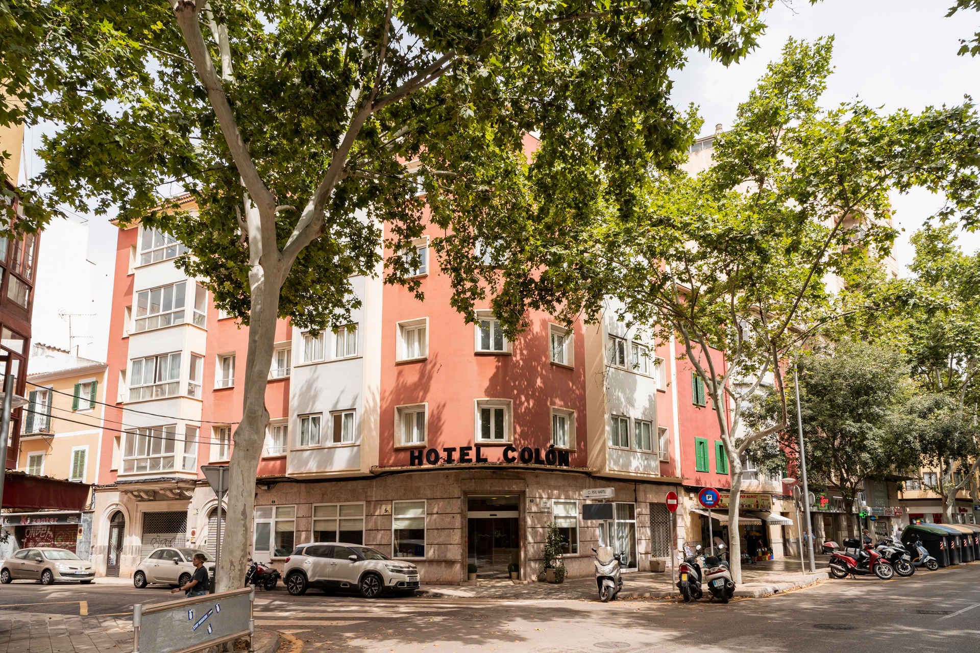 Hotel Amic Colon